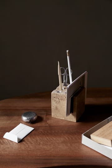 Klint porta-lápis 9x9 cm - Bege travertina - Ferm Living