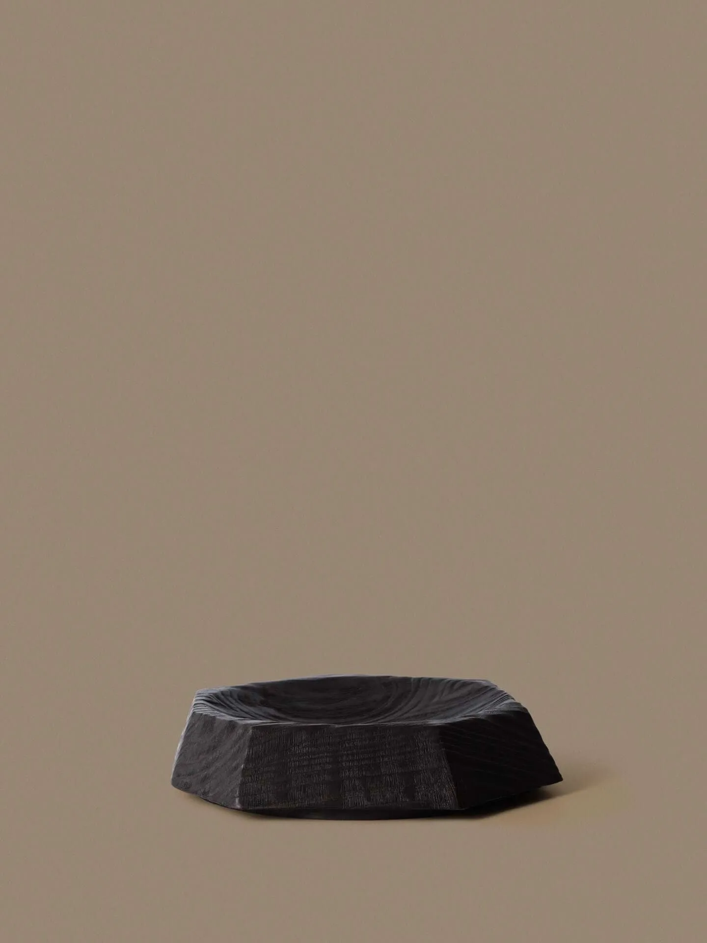 Koh centro de mesa prato decorativo, Castanho escuro, 35 cm Ferm Living