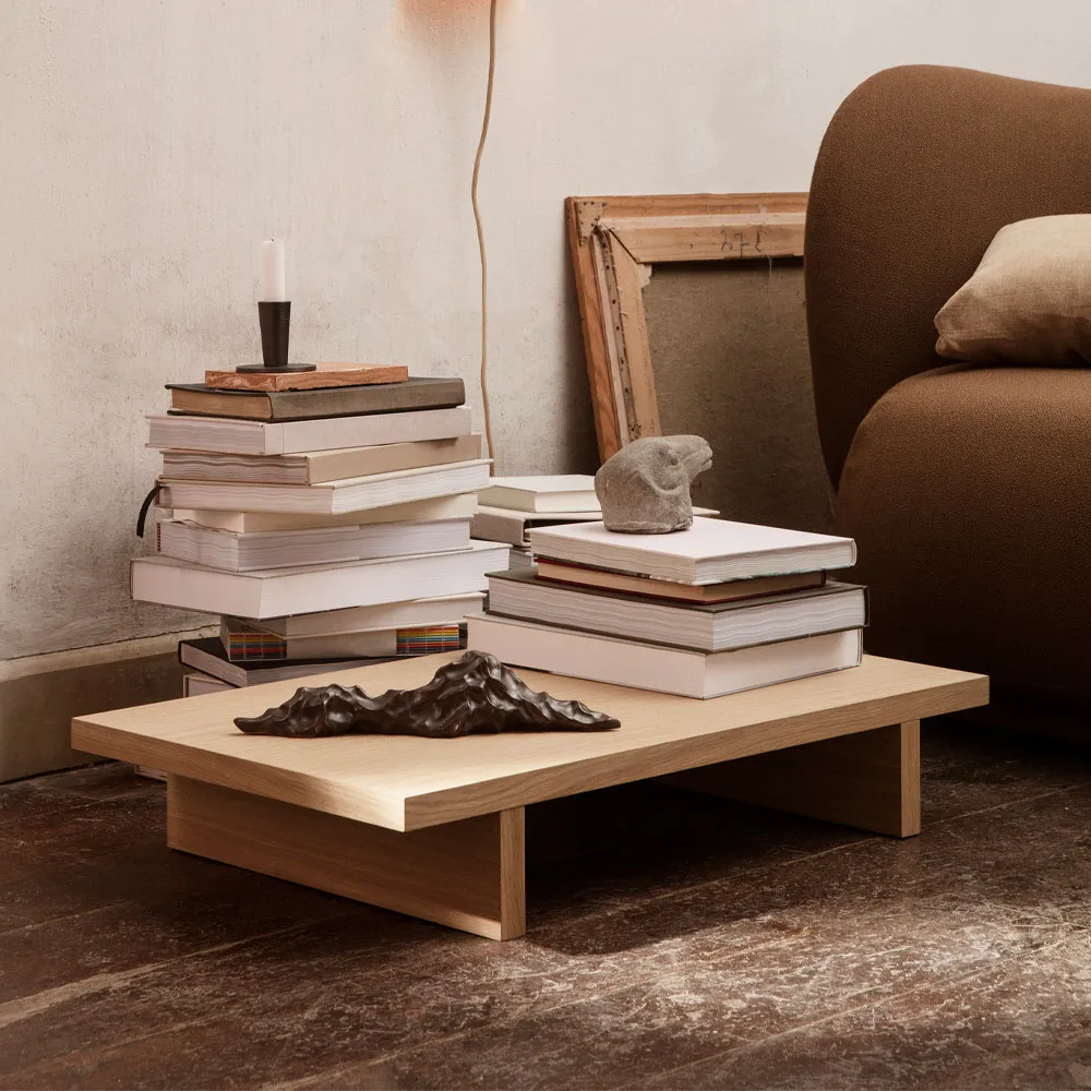 Kona mesa de apoio low table, Carvalho folheado a natural Ferm Living