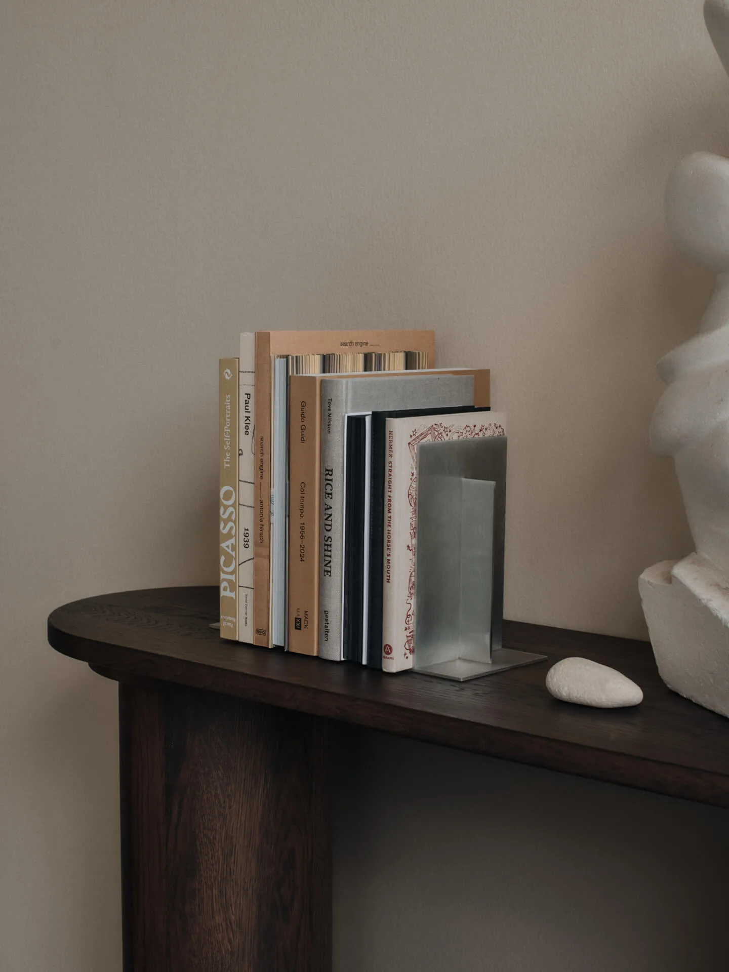 Lager apoio para livros 2 unidades, Aluminium Ferm Living
