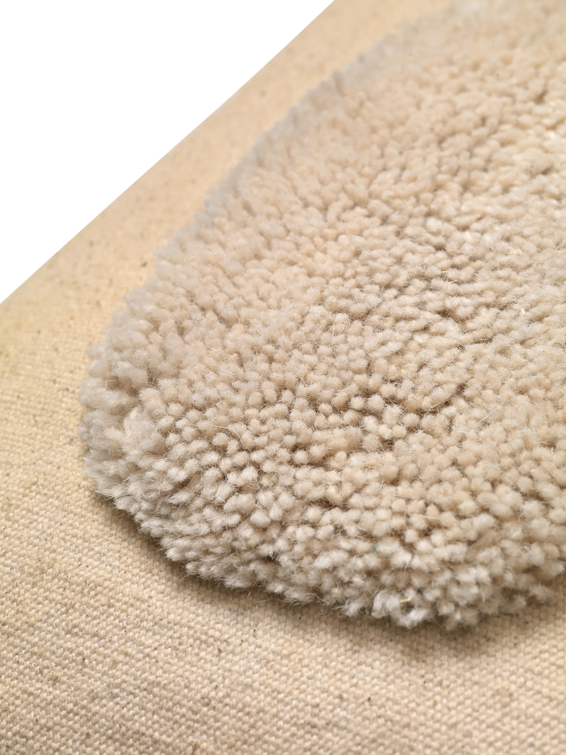 Lay almofada 50x50 cm, Sand / Off-white Ferm Living