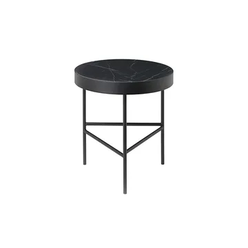 Mesa de centro Marble Table - Mármore preto, médio, suporte preto - Ferm Living