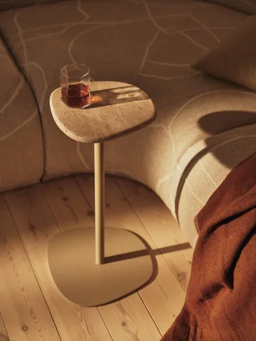 Mesa lateral Plyo - Light cashmere - Ferm Living