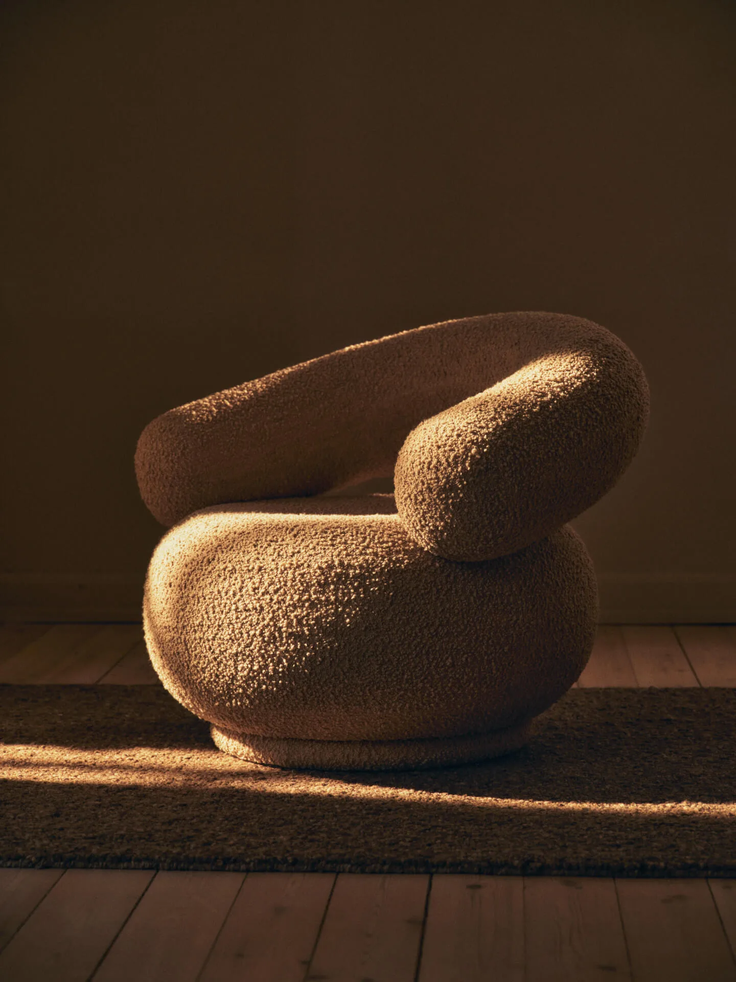 Orbo Lounge chair swivel, Raw bouclé - Natural Ferm Living