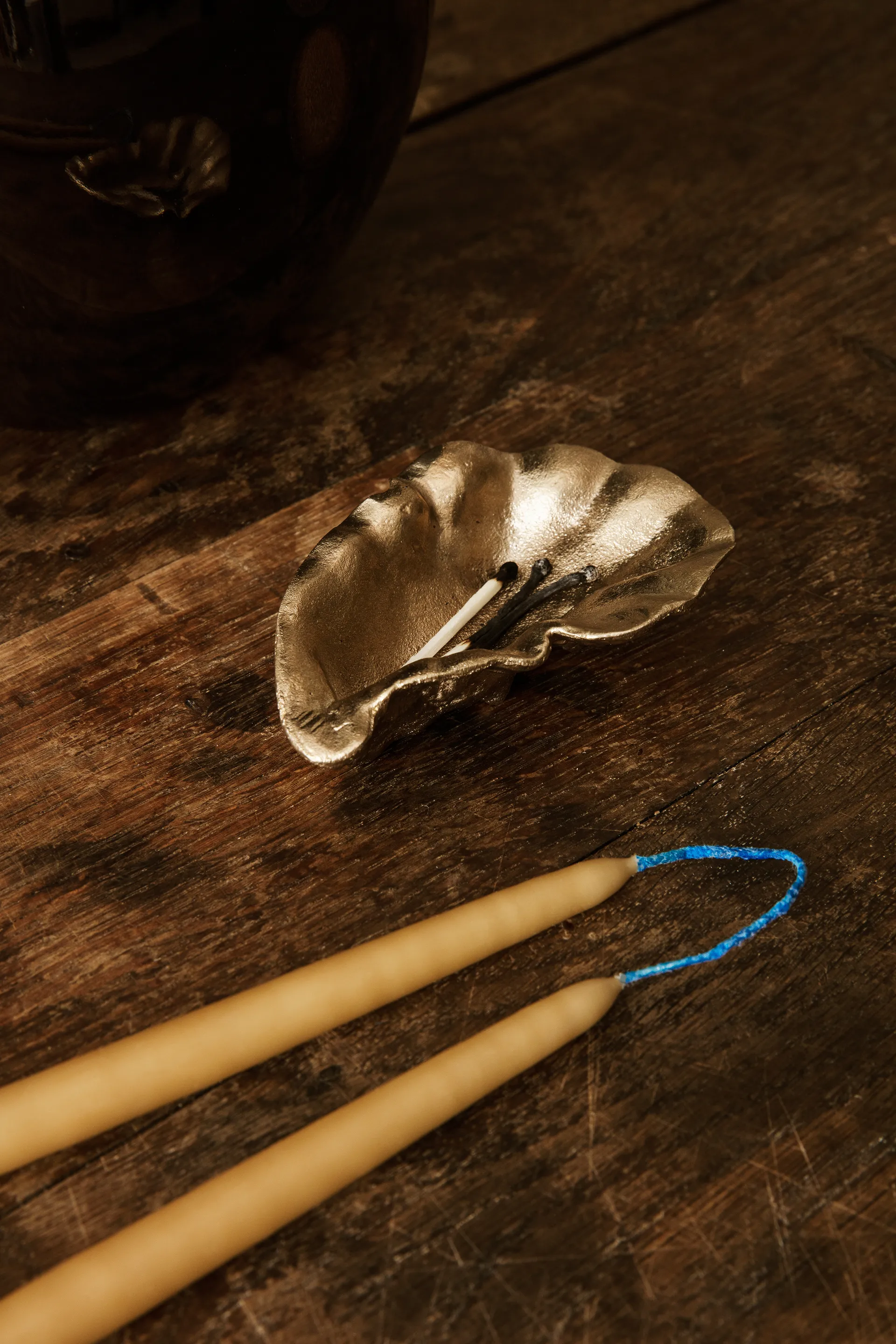 Oyster tigela de decoração 10.5 cm, latão Ferm Living