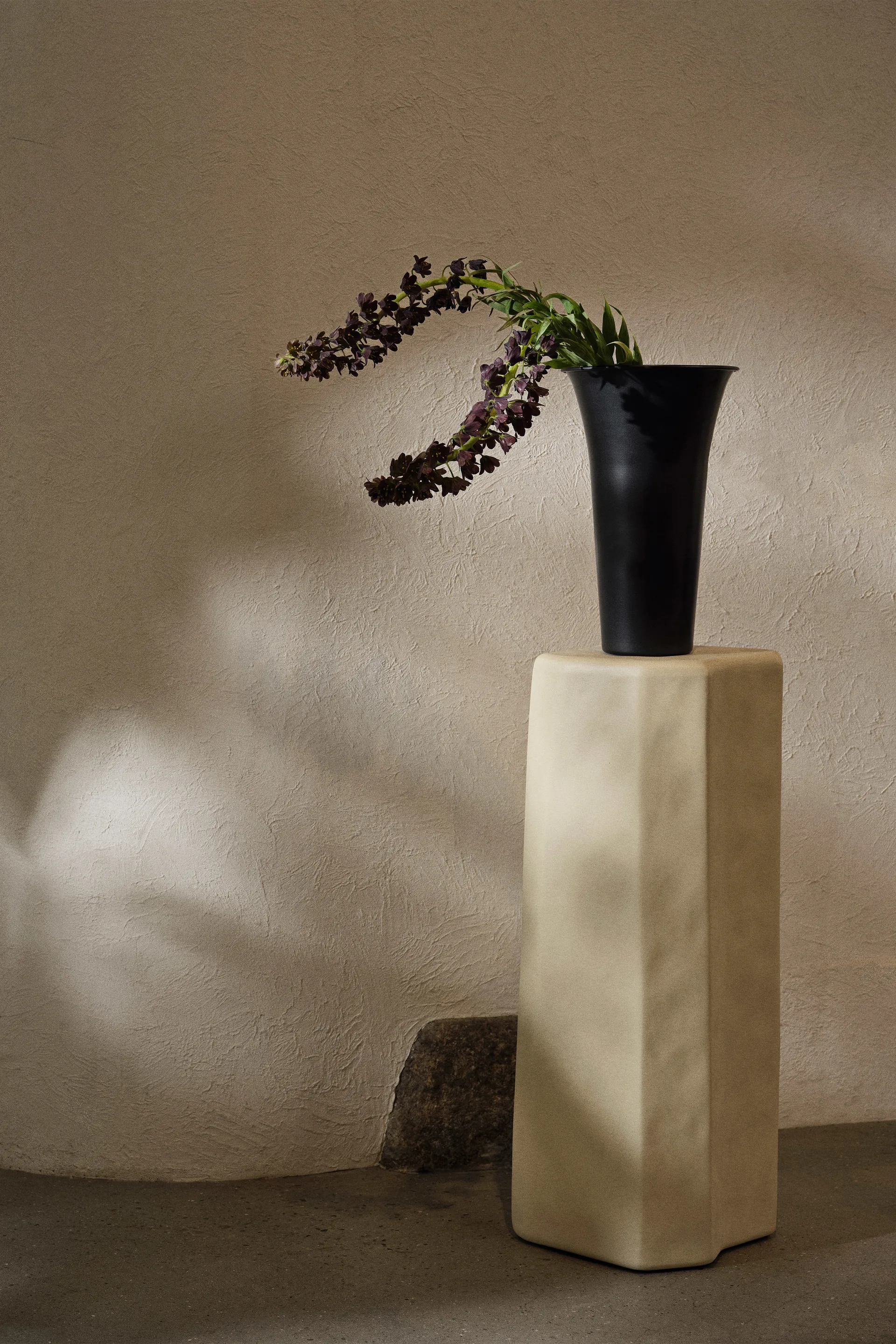 Pedestal Staffa, Marfim Ferm Living