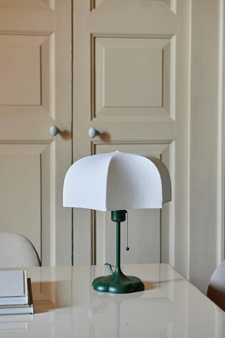 Poem candeeiro de mesa Ø30x42 cm, Branco-verde grama Ferm Living