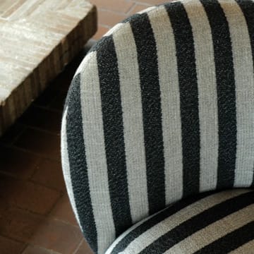 Poltrona Rico lounge chair - Louisiana sand-preto - Ferm Living