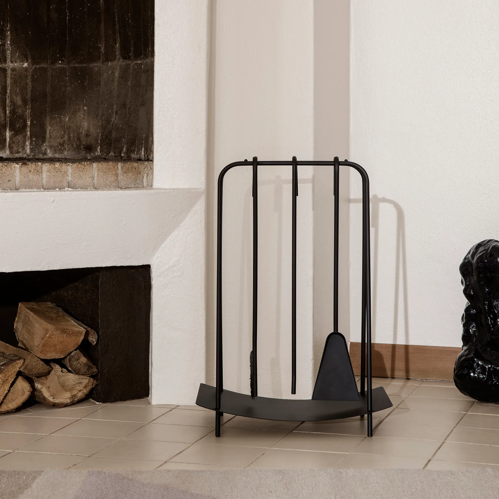 Port utensílos de lareira, preto Ferm Living