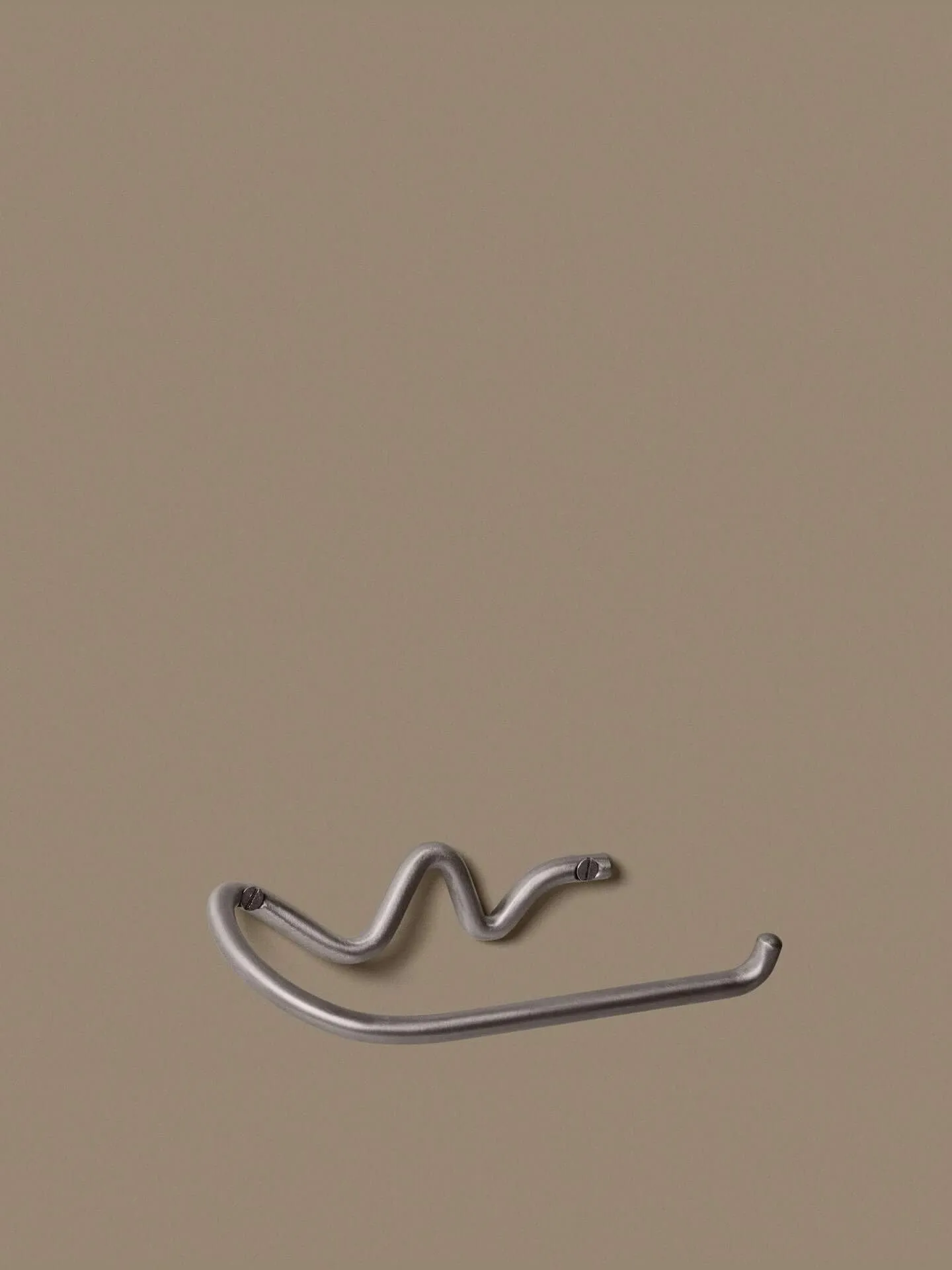 Porta-rolos de casa de banho Curvature, Aço inoxidável Ferm Living