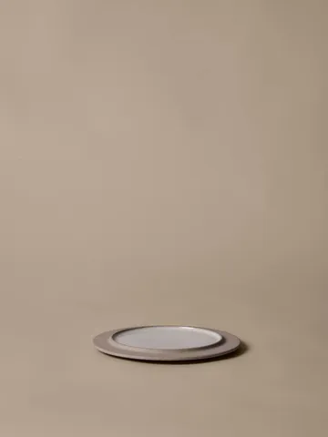 Prato Sonae, conjunto de 2 peças - Cinzento-branco, Ø22 cm - Ferm Living