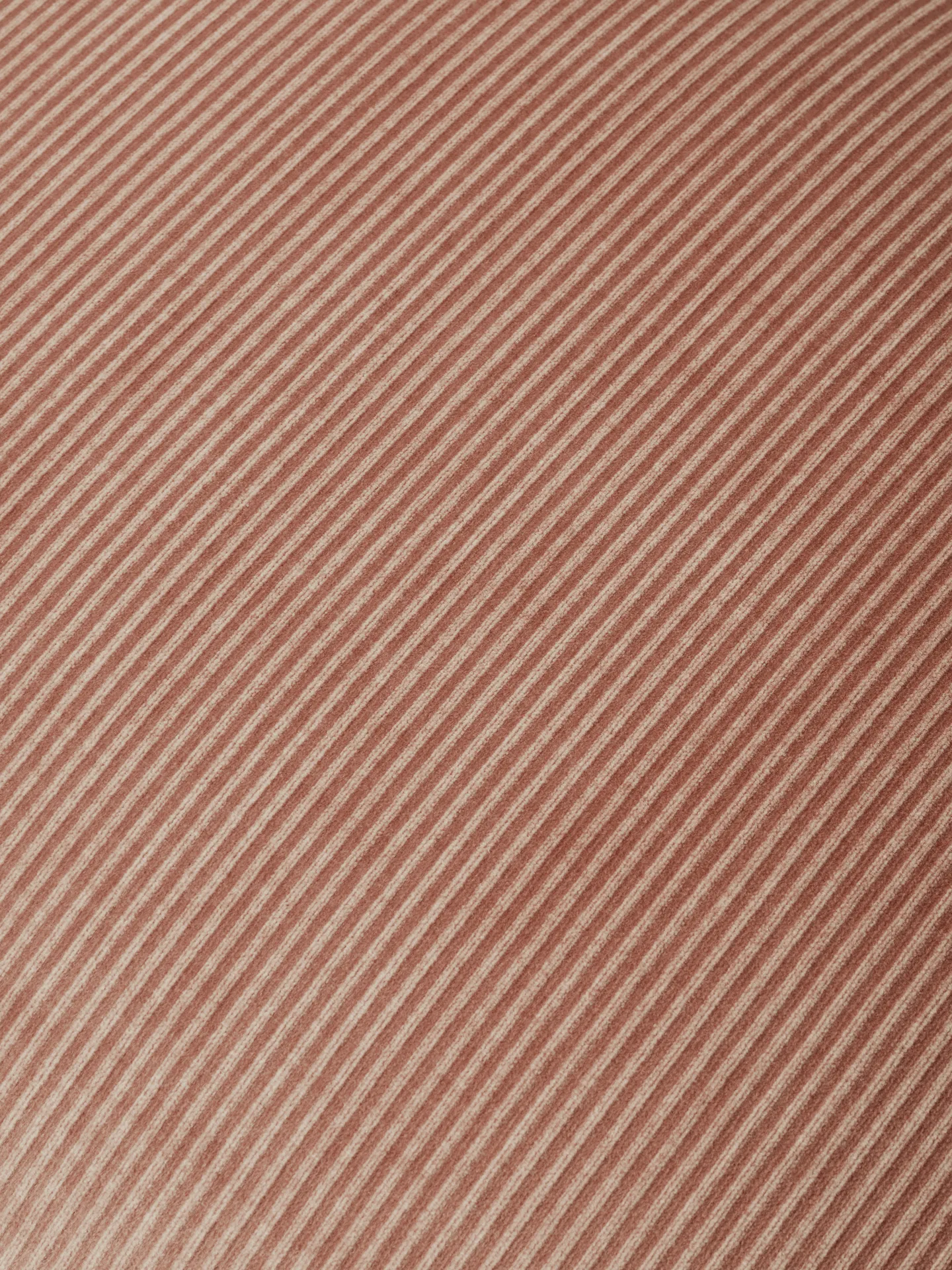 Pufe Rico pouf, Devoré Velvet-blush Ferm Living