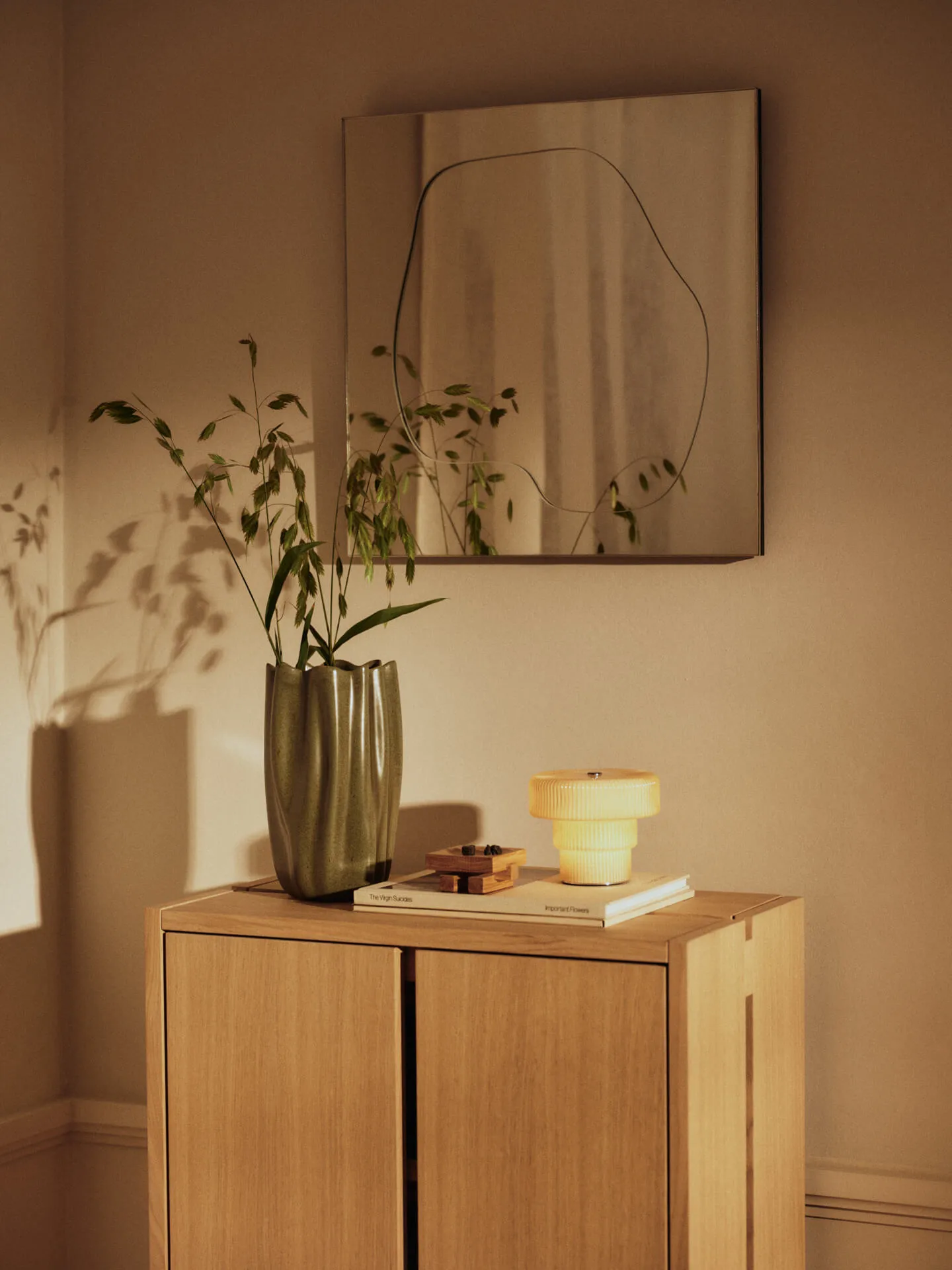 Ripple candeeiro de mesa portátil, Aveia, 10 cm Ferm Living