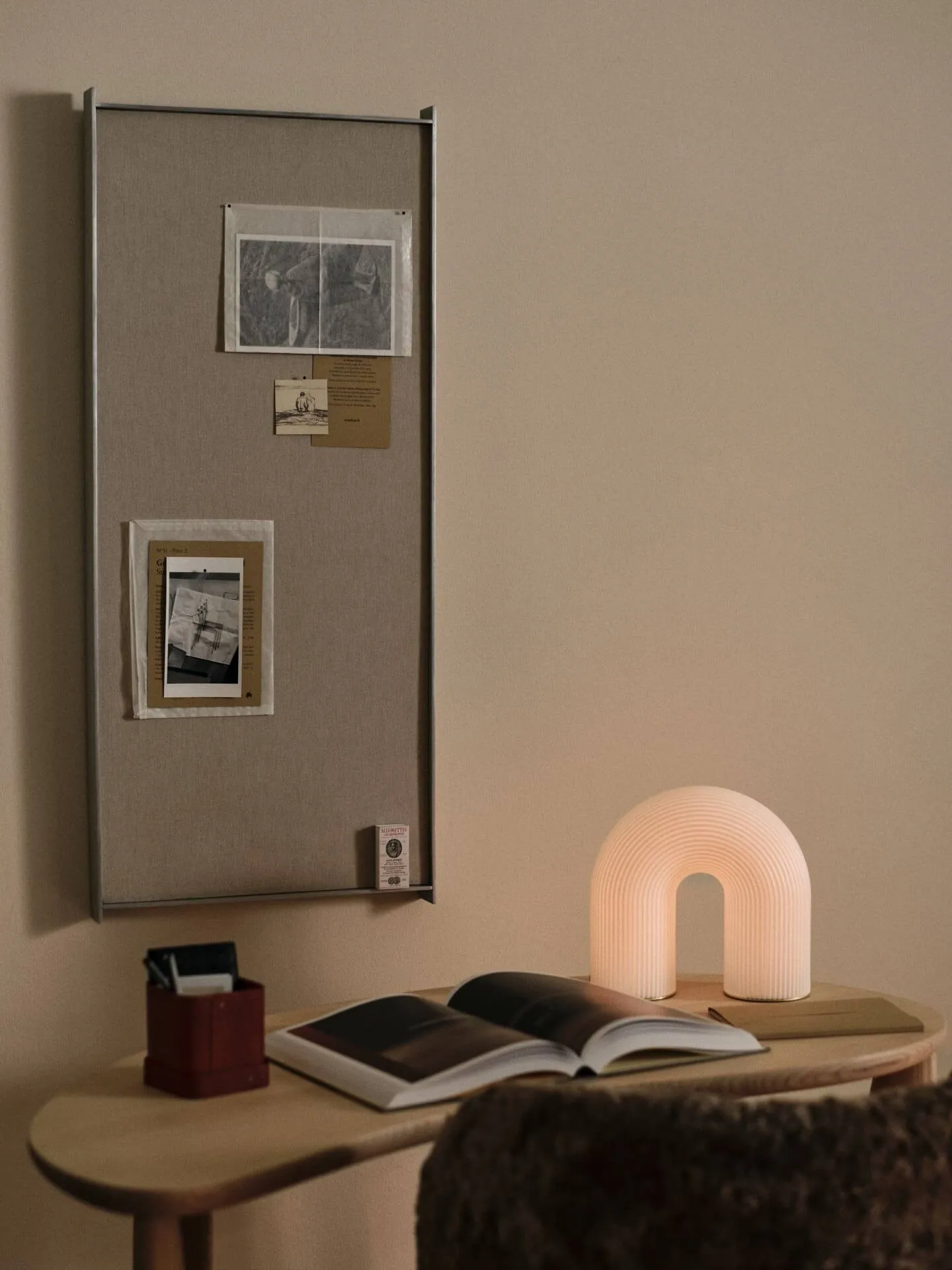 Secretária Feve 60x117 cm, Natural ash Ferm Living