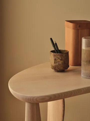 Secretária Feve 60x117 cm - Natural ash - Ferm Living