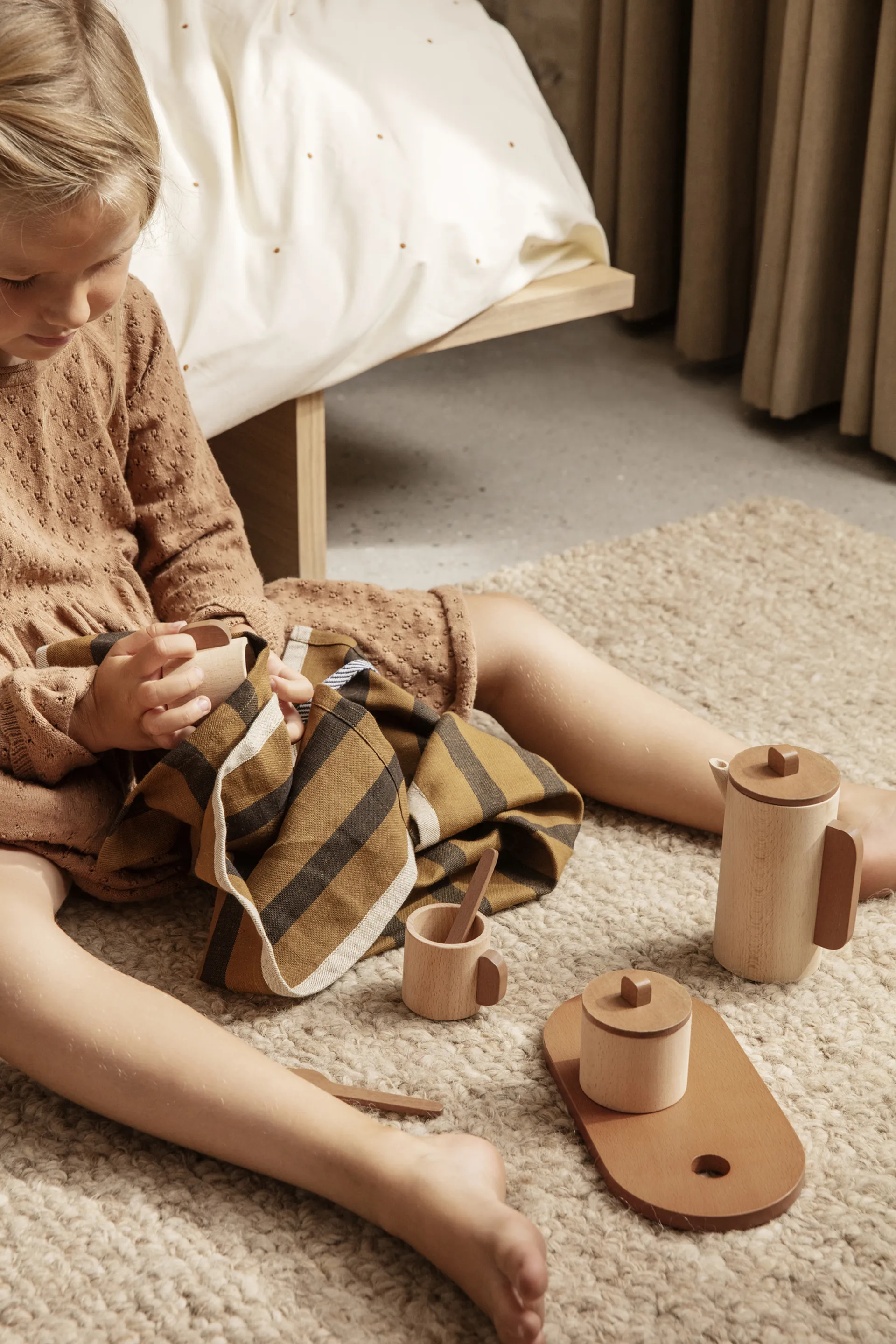 Shade Loop tapete L 200x300 cm, Bege Ferm Living