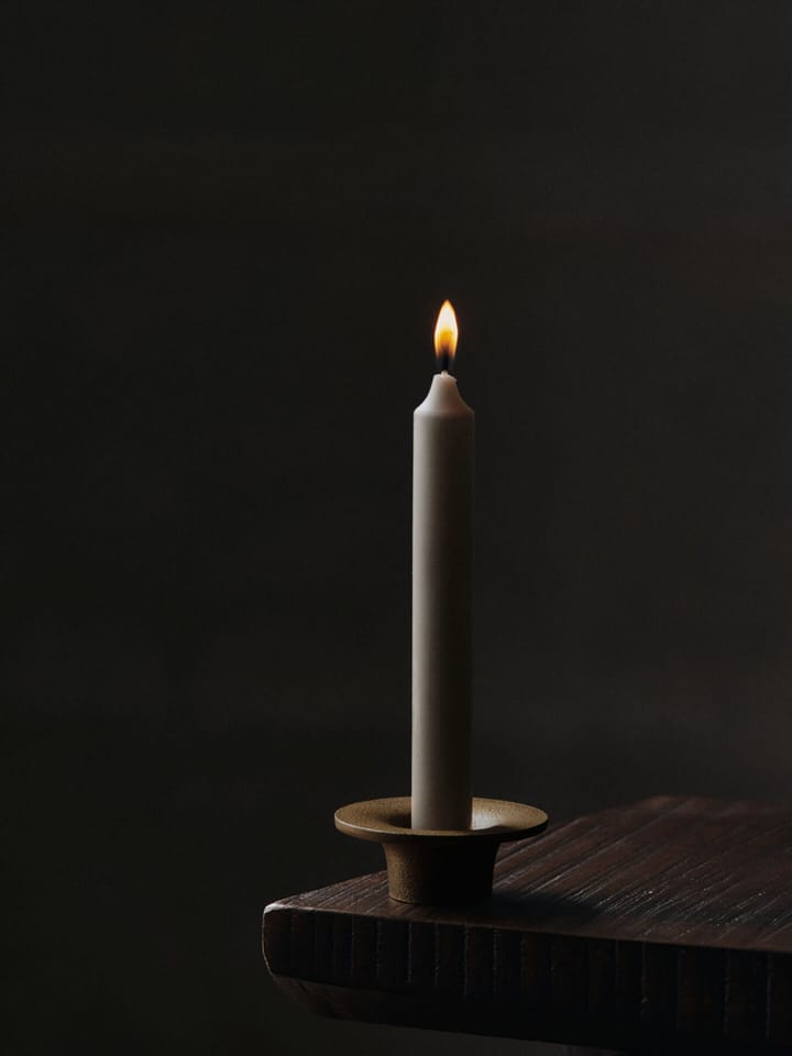 Soothe castiçal Ø8 cm, Acabamento em Latão Ferm Living