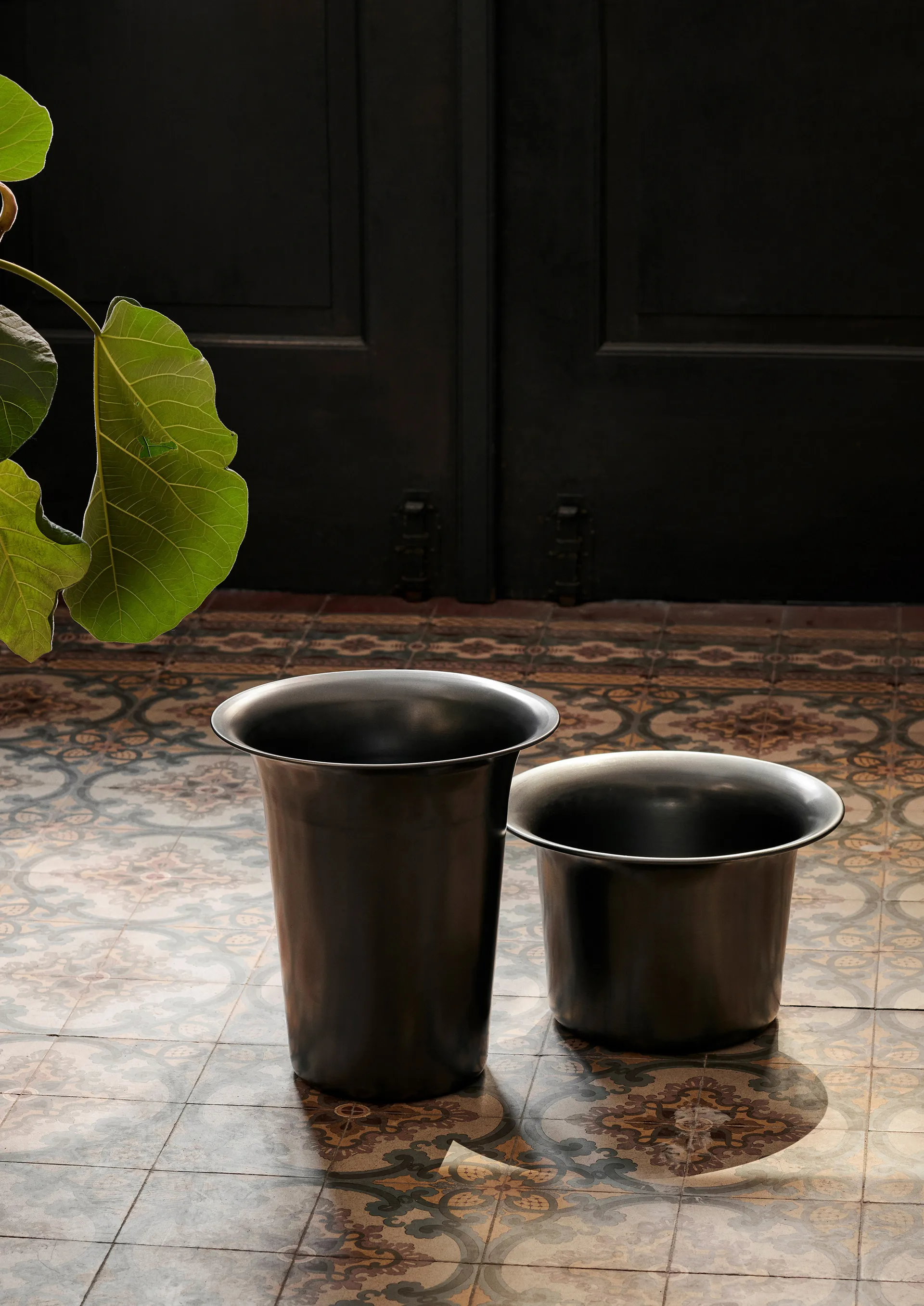 Spun Alu cesta baixa Ø37 cm, Alumínio escurecido Ferm Living