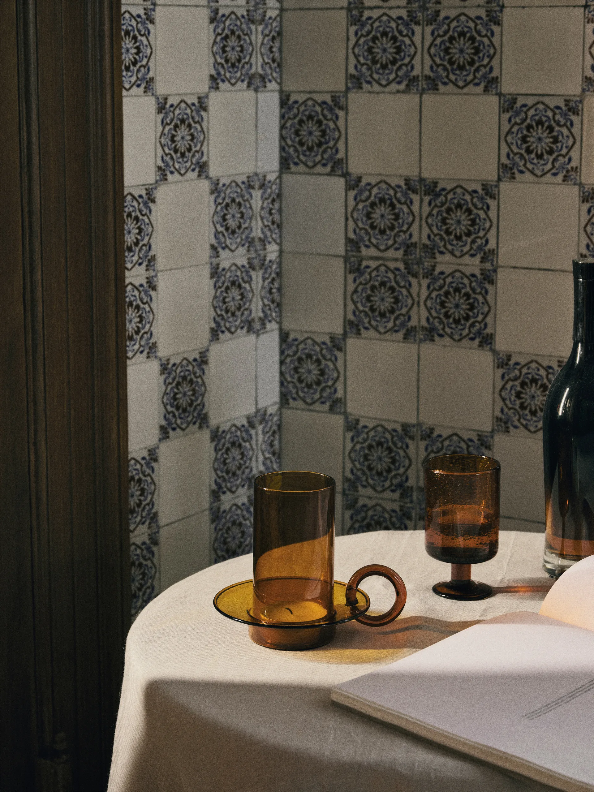 Suporte de velas Luce, Âmbar Ferm Living