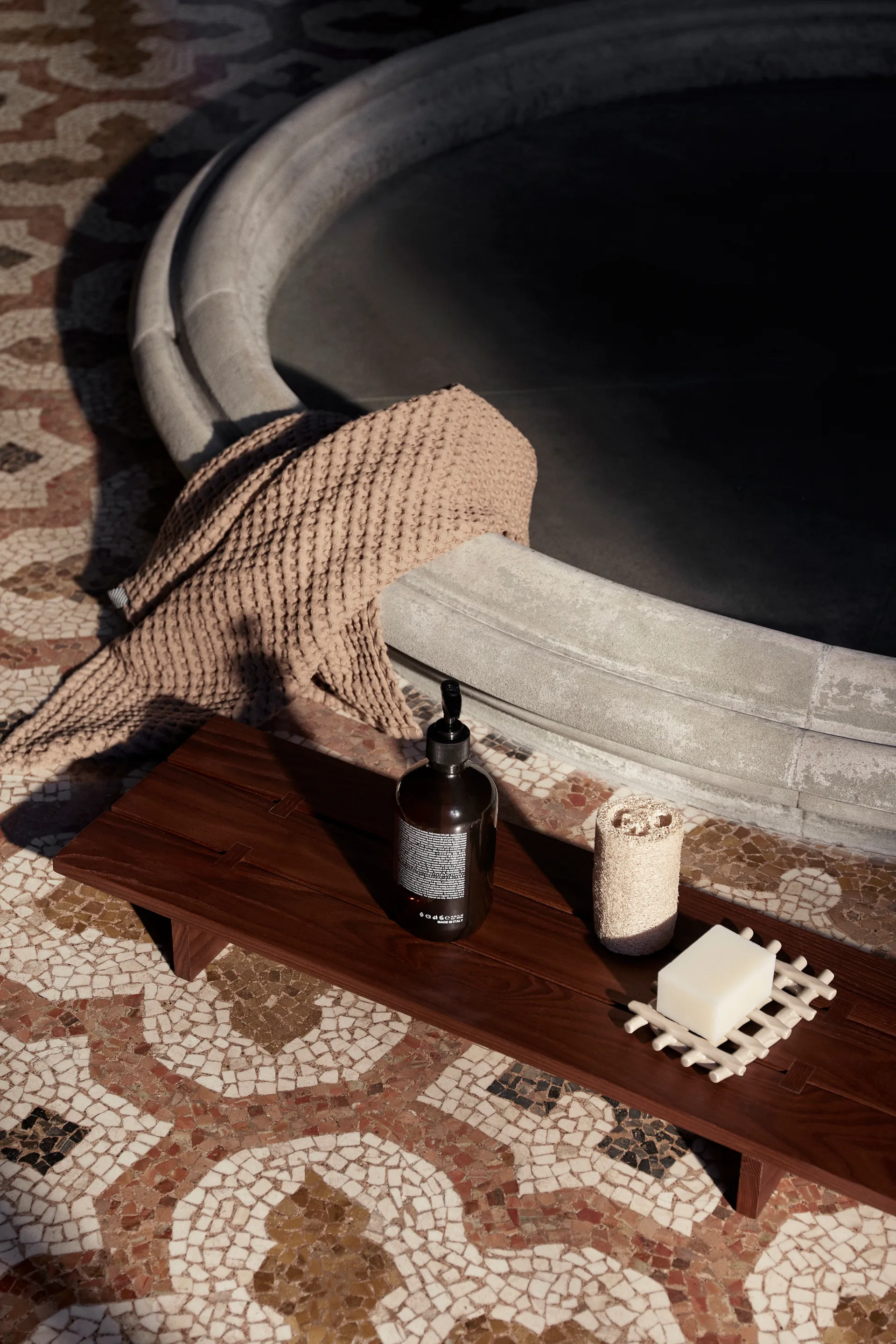 Tategu mesa bandeja 70x22,1x7 cm, Marrom escuro Ferm Living