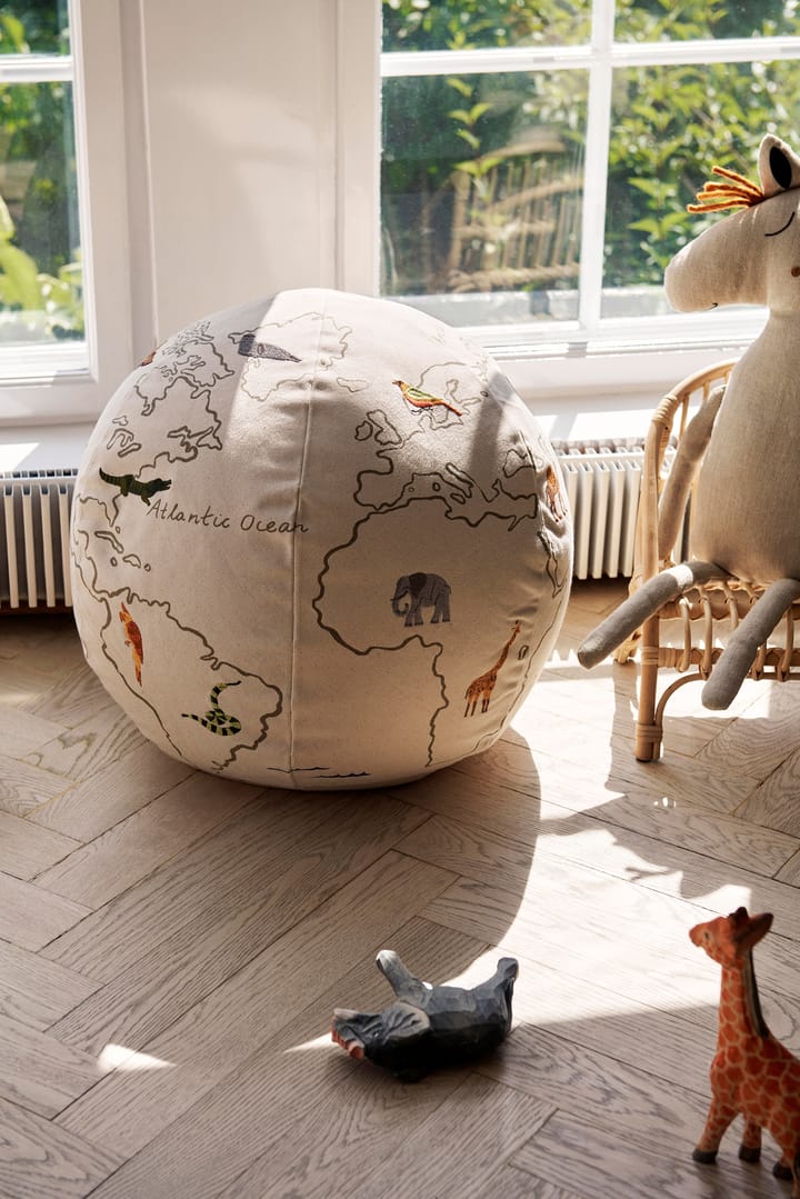 The world pufe, Off-white Ferm Living