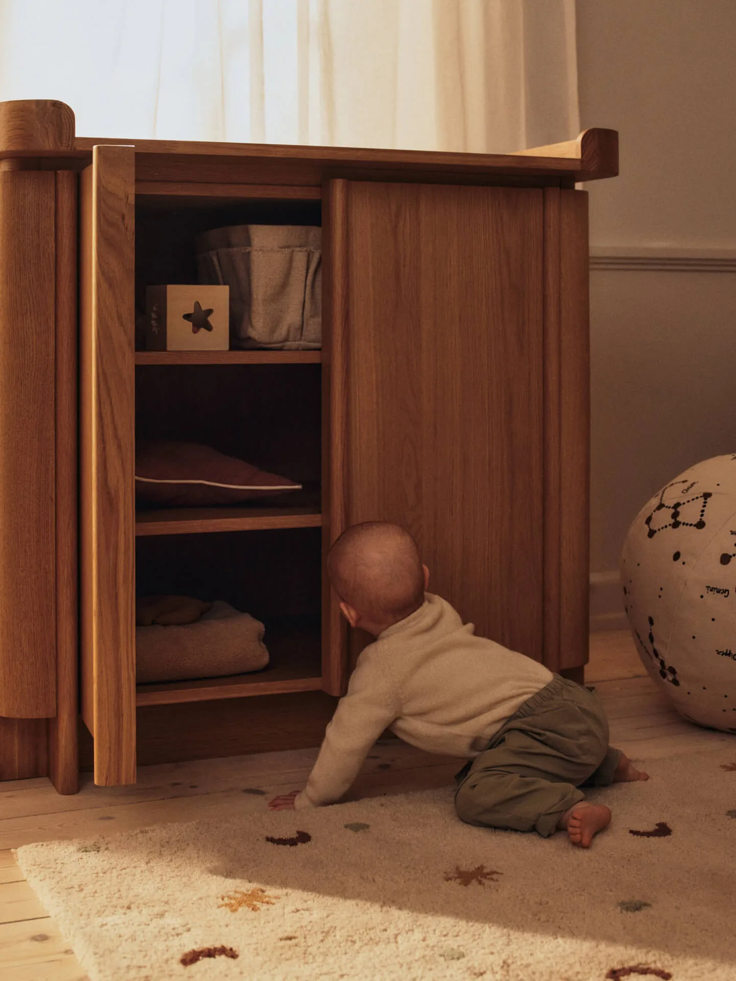 Trocador para cômoda Tilu, Natural oak, 100x74x10 cm Ferm Living