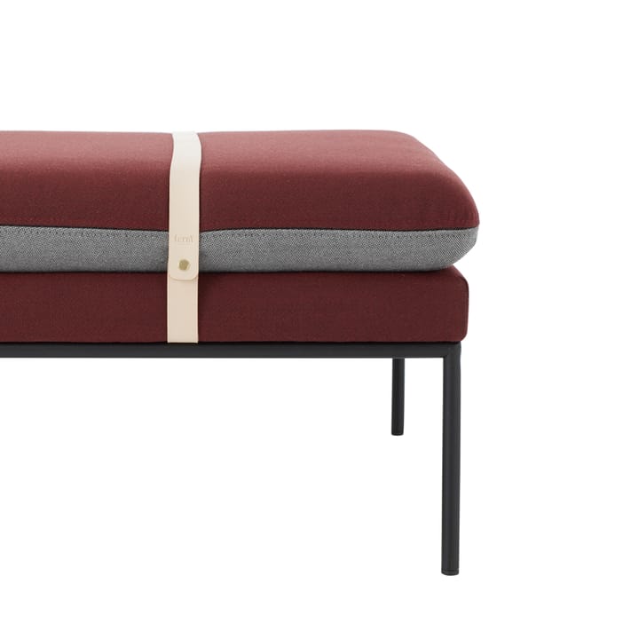 Turn espreguiçadeira, Tecido fiord da kvadrat rust. suporte preto Ferm Living