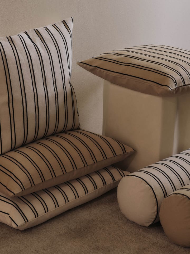 Twill almofada cilíndrica de apoio, Off-white-black Ferm Living