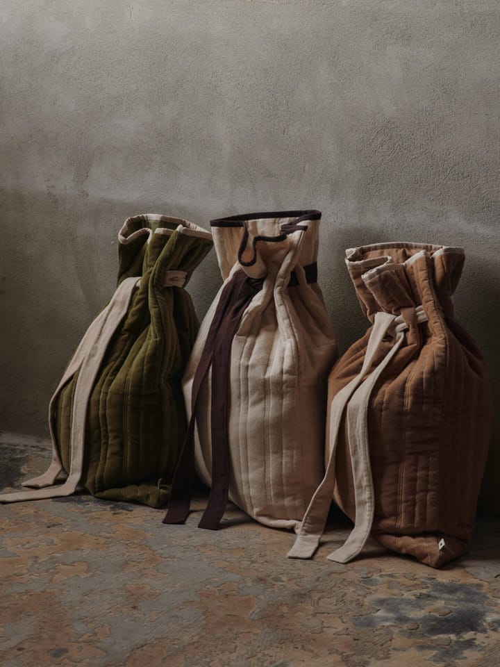 Vari saco acolchoado 50x70 cm, Velvet-caqui Ferm Living