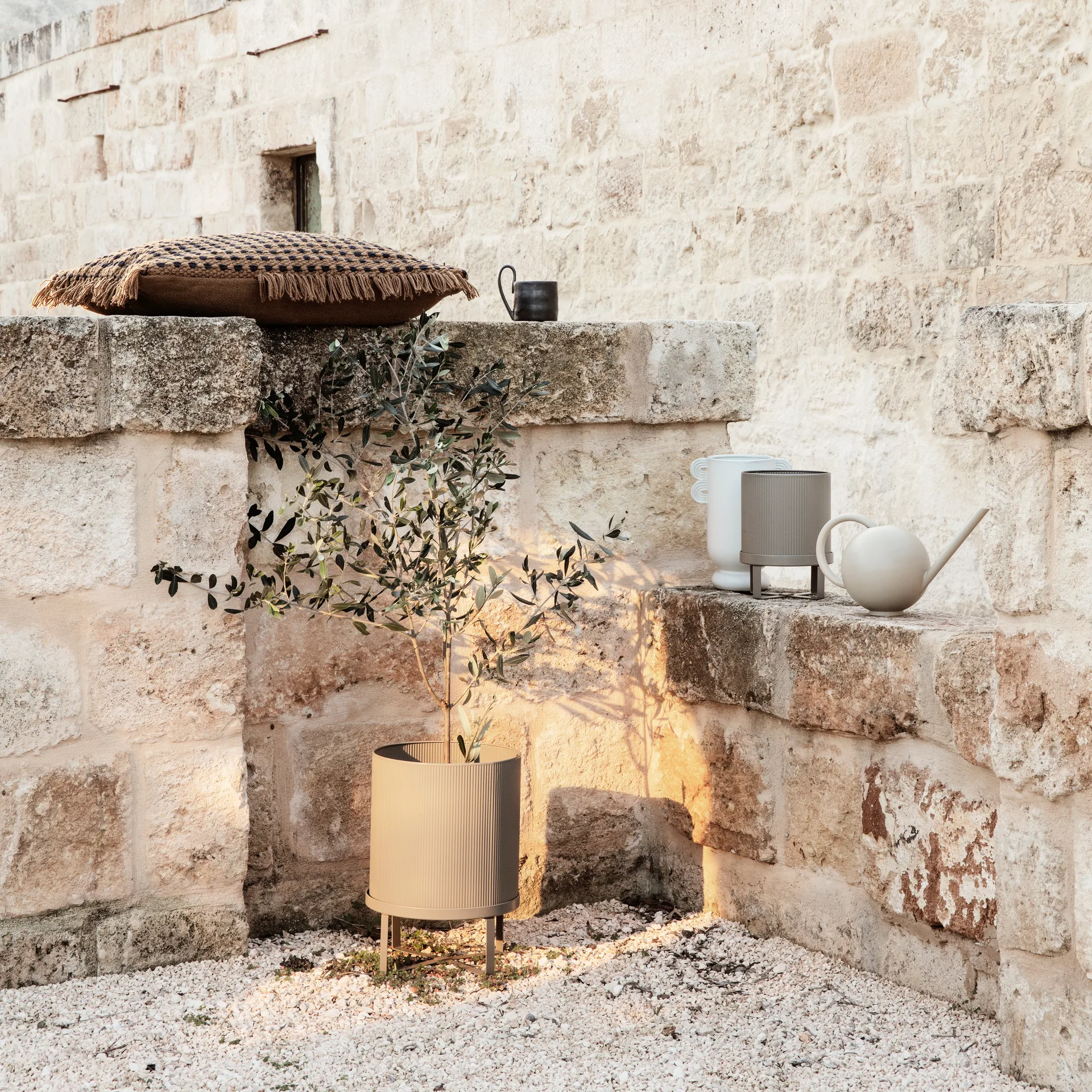 Vaso de flores Bau, pequeno, cashmere Ferm Living