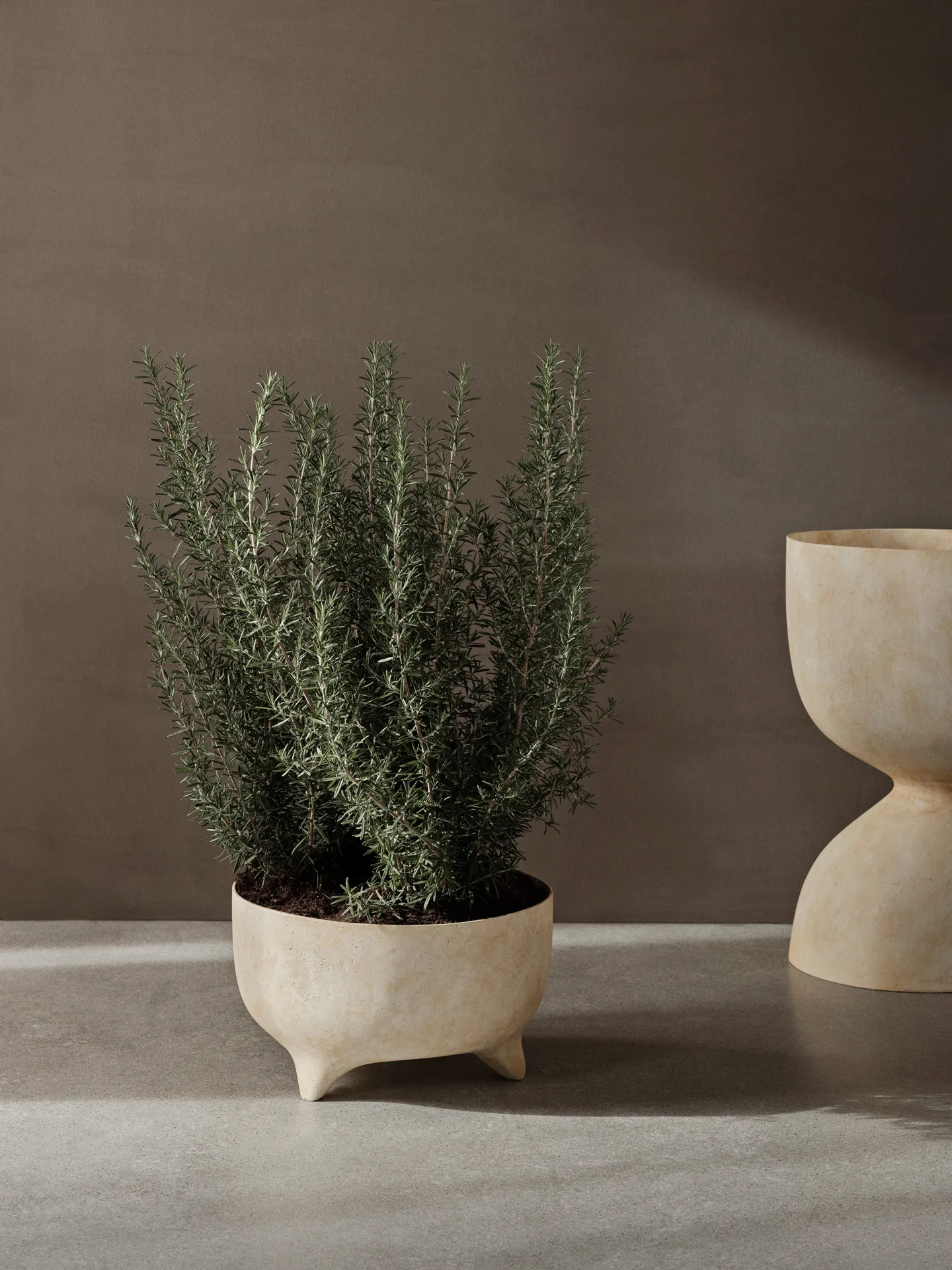 Vaso de flores Evoke 27 cm, Warm Sand Ferm Living