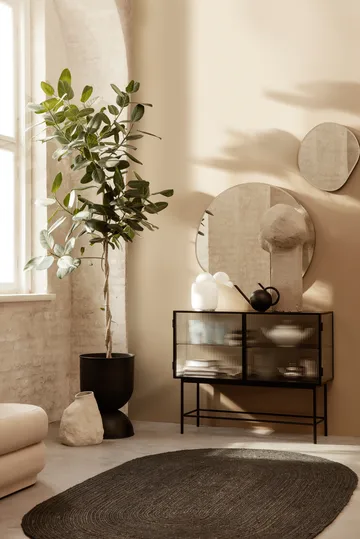 Vaso de flores médio Hourglass Ø40 cm - Preto-cinza escuro - Ferm Living