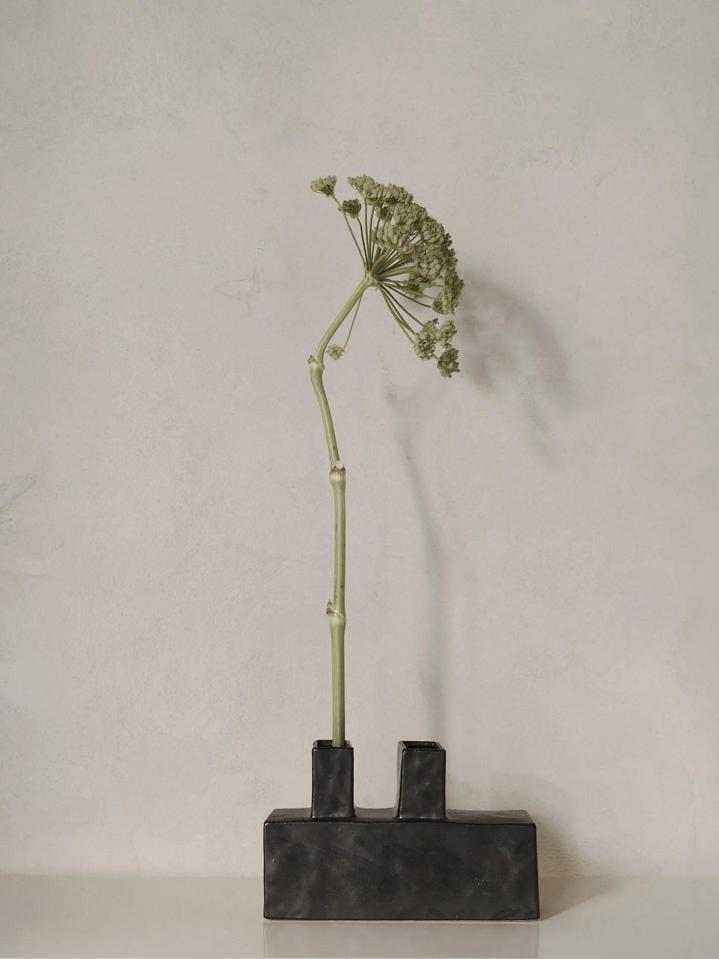 Vaso Koa H17, Black Ferm Living