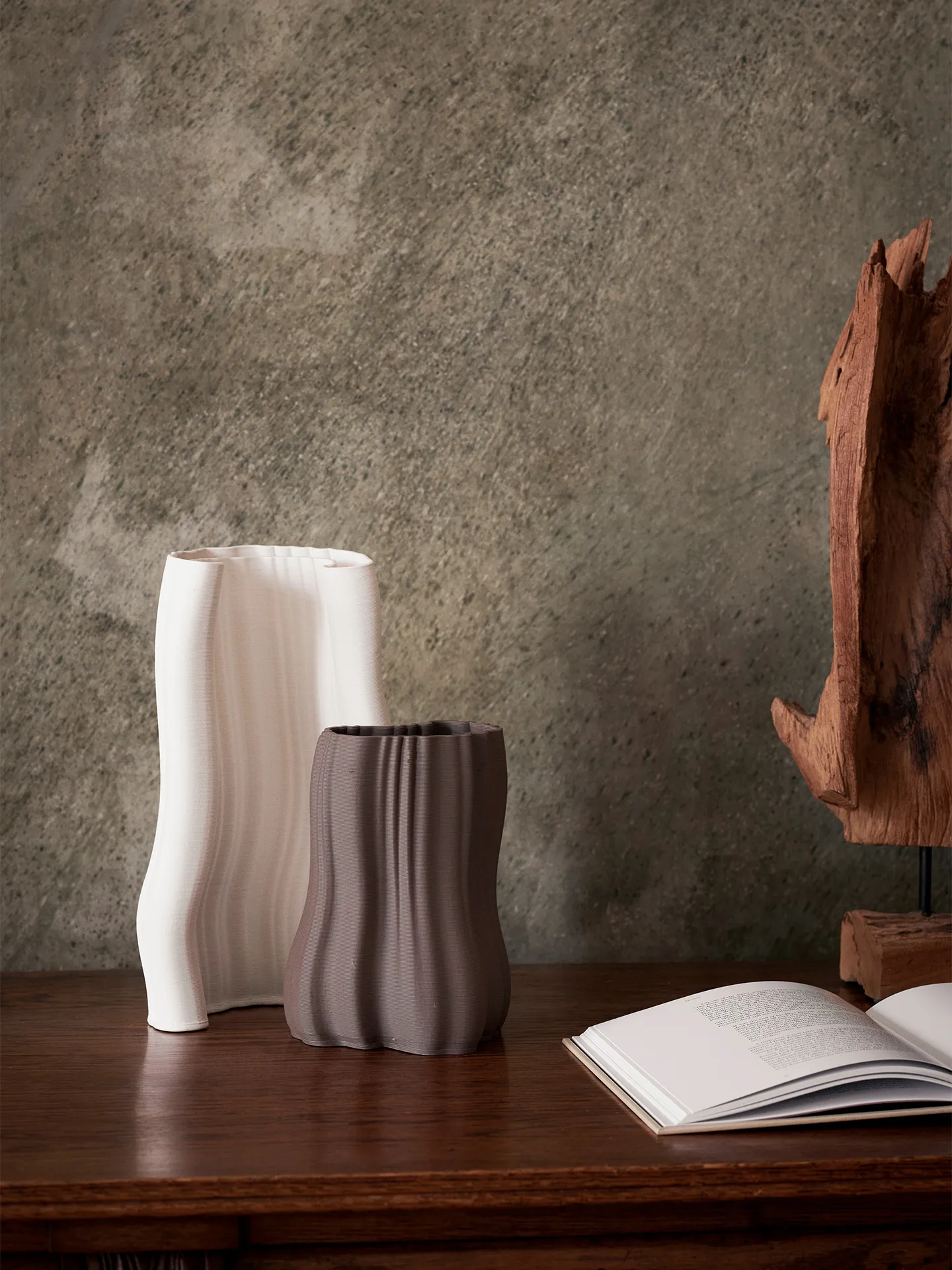 Vaso Moire 20 cm, Antracite Ferm Living