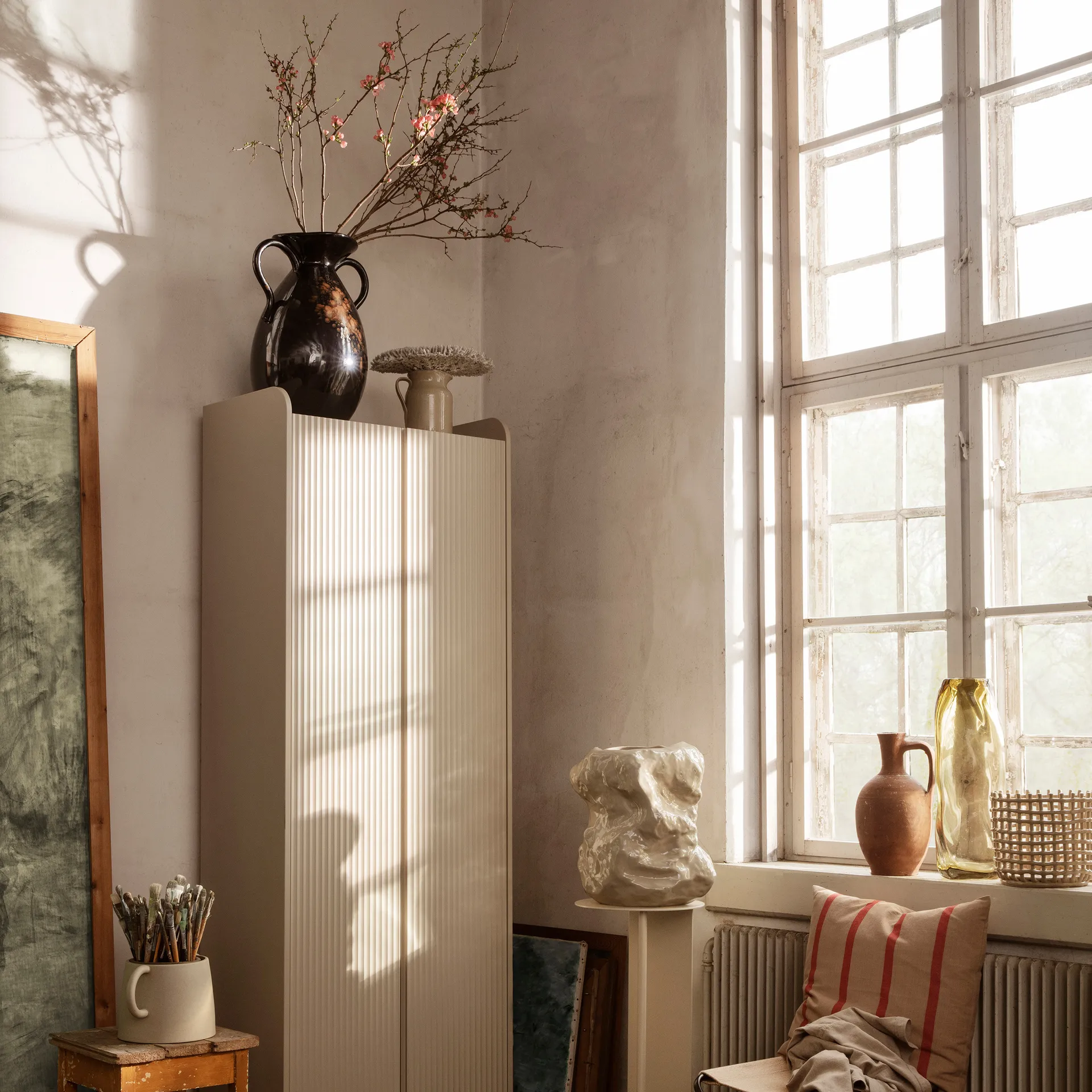 Vaso Verso 49 cm, Preto-castanho Ferm Living