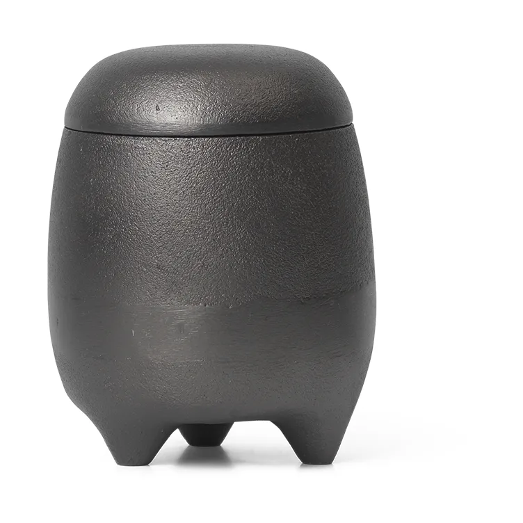 Vela em frasco Evoke, Alumínio enegrecido Ferm Living