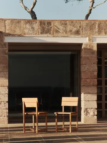 Visit cadeira de jantar  - Abeto Douglas - Ferm Living