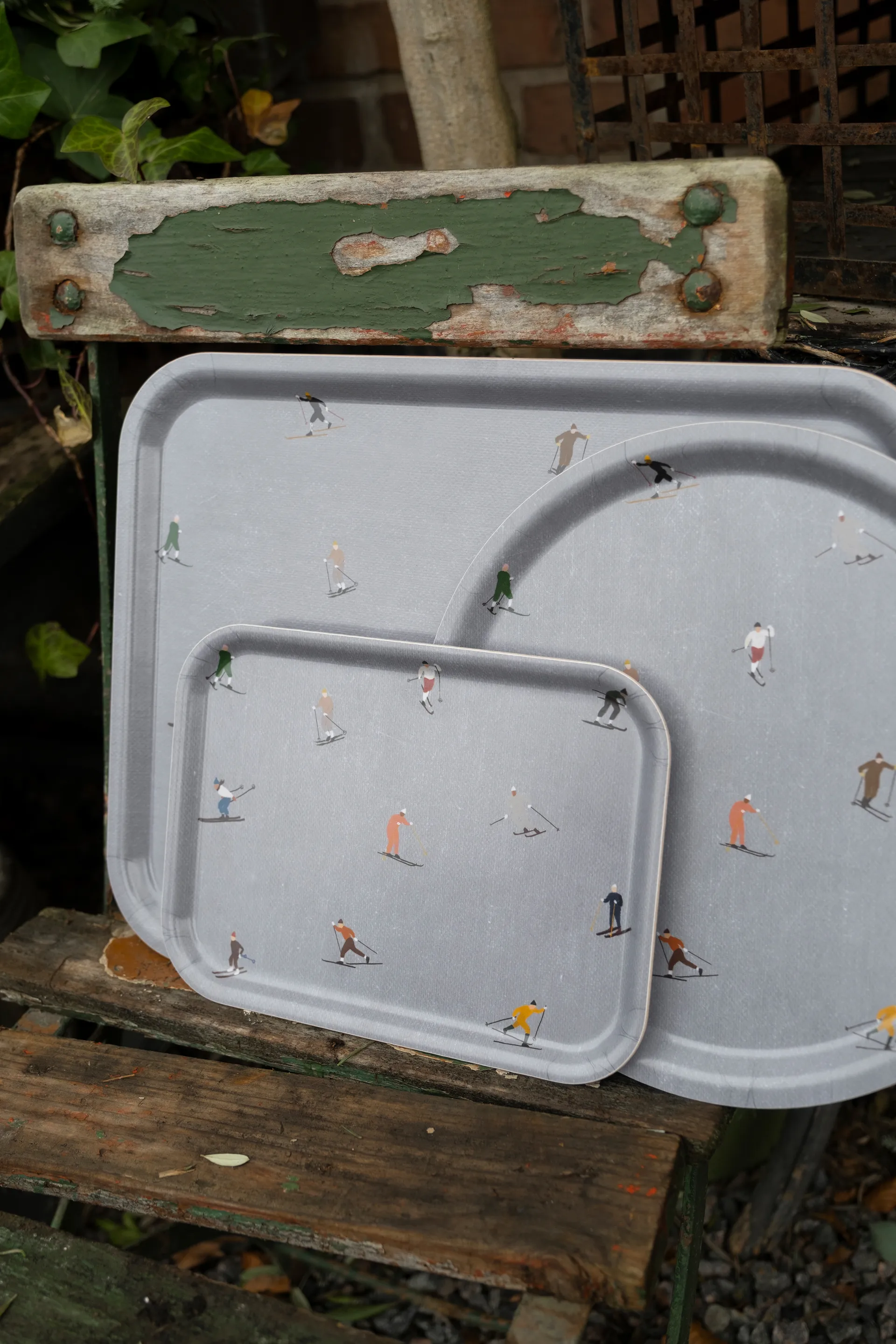 Bandeja Skiers 33x43 cm, Cinzento Fine Little Day