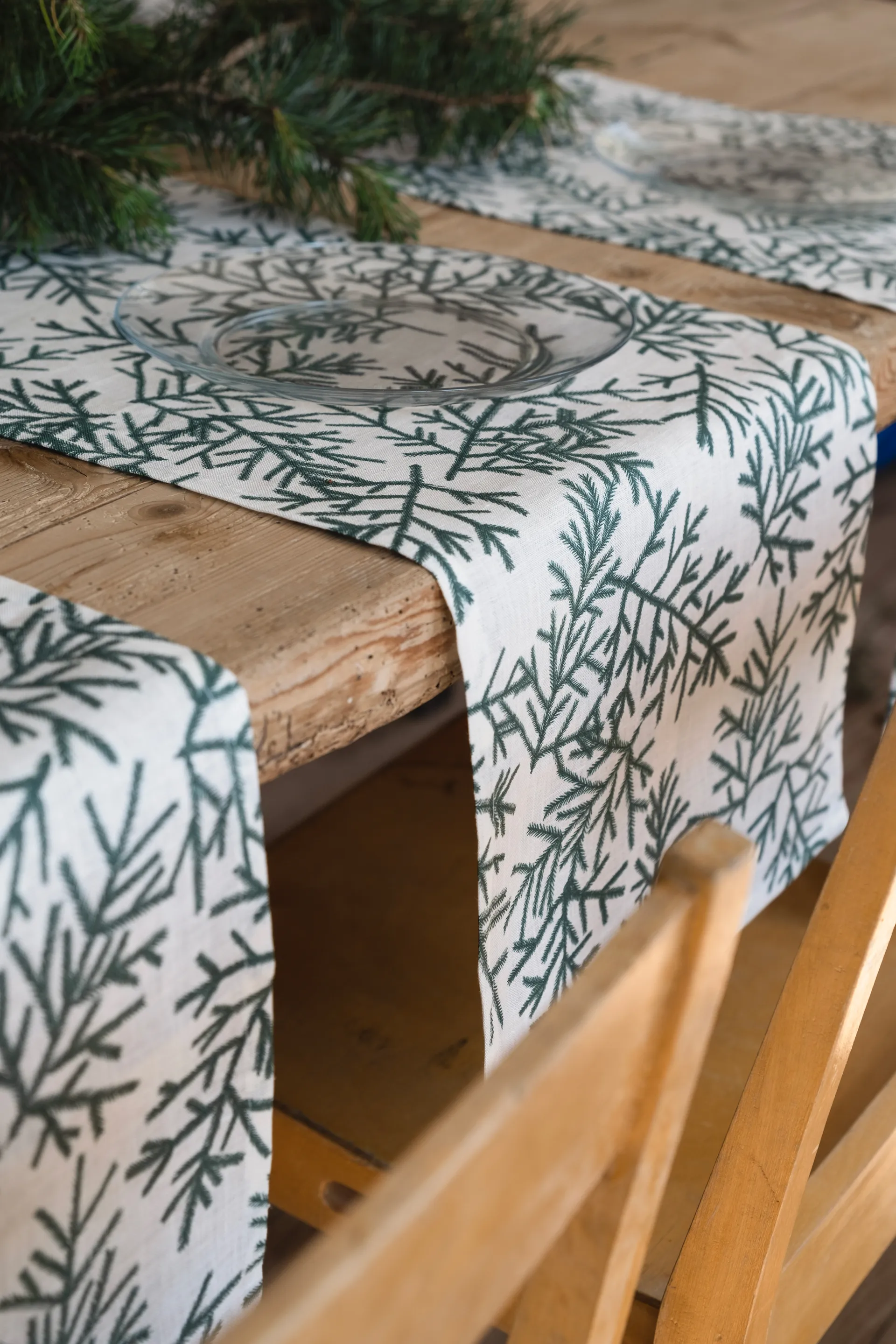 Caminho de mesa Granris, Branco-verde  Fine Little Day