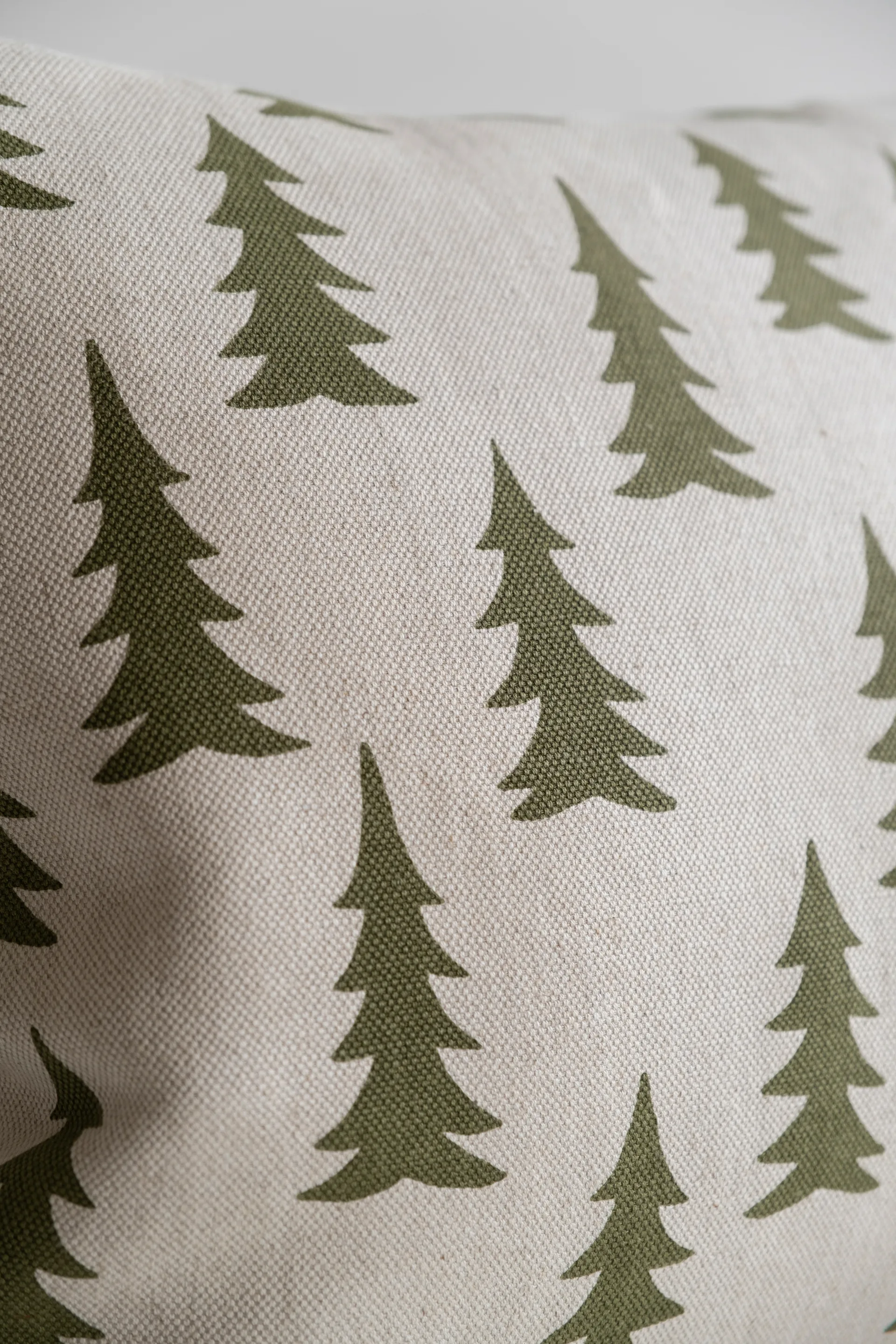 Capa de almofada Gran meio-linho, Verde azeitona Fine Little Day