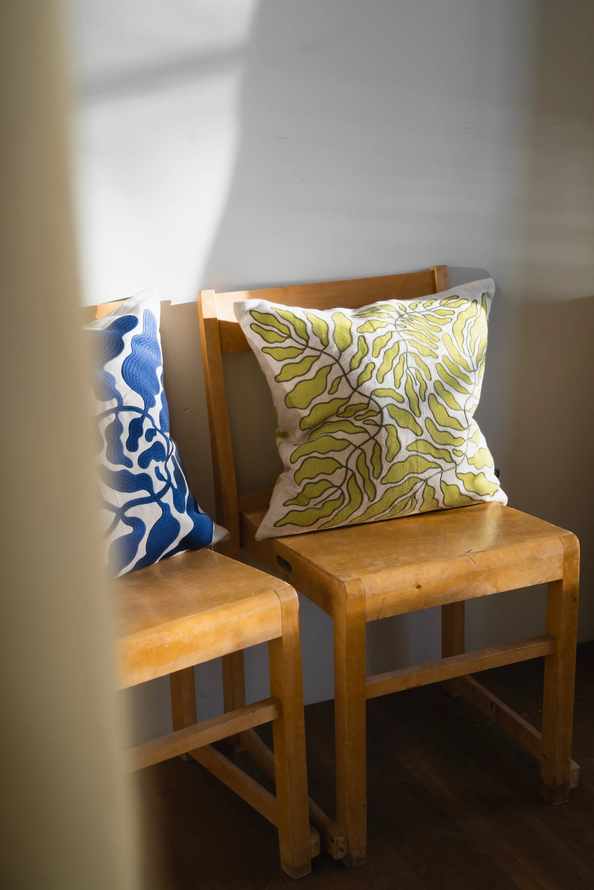 Leaves capa de almofada bordada 48x48 cm, Lima-natural Fine Little Day