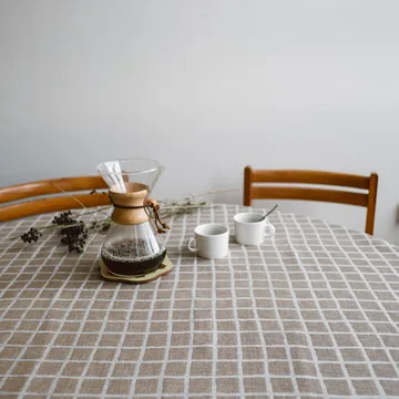 Rutig jacquard-woven toalha de mesa 147x250 cm - Fine Little Day