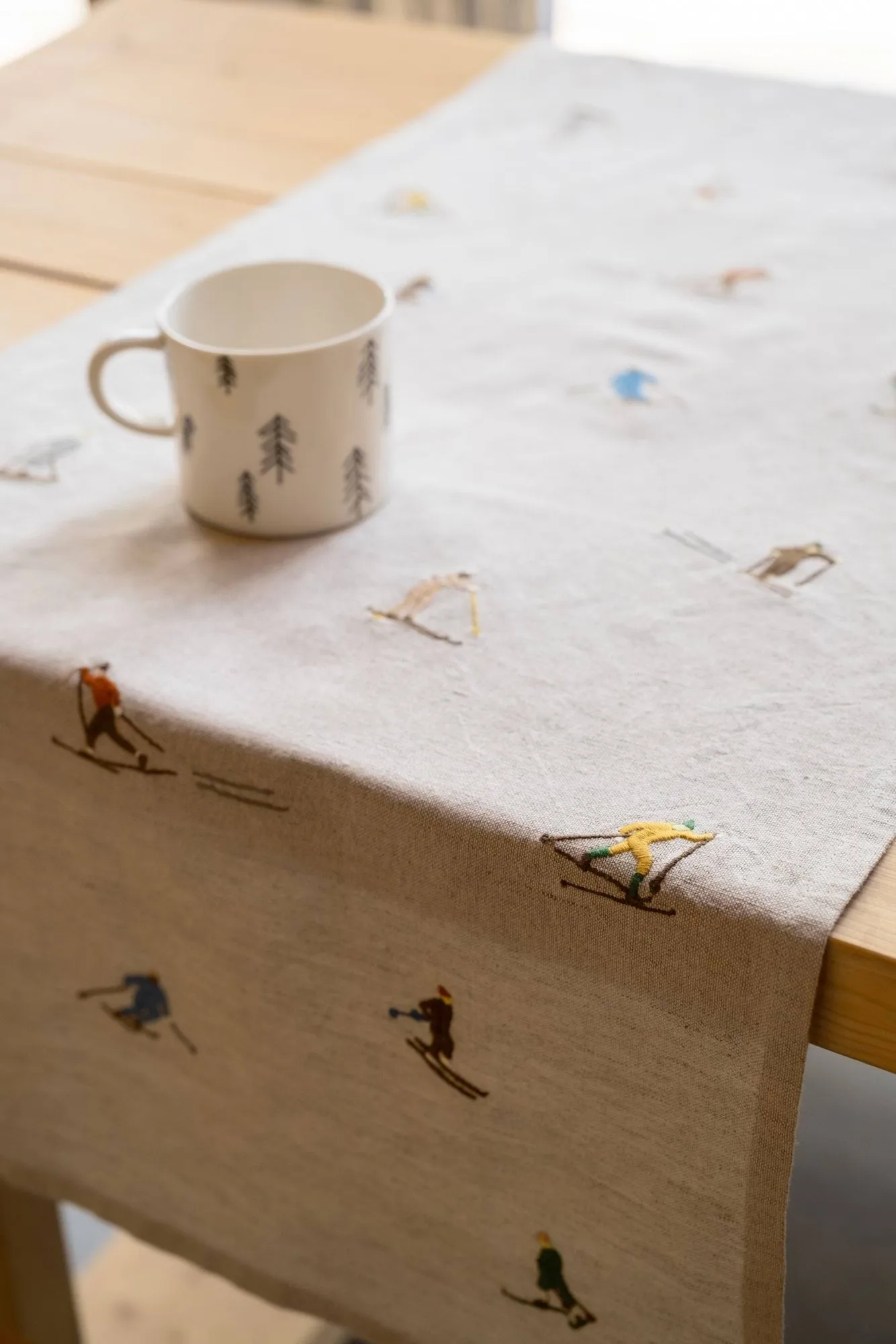Skiers caminho de mesa, Natural, 45x150 cm Fine Little Day