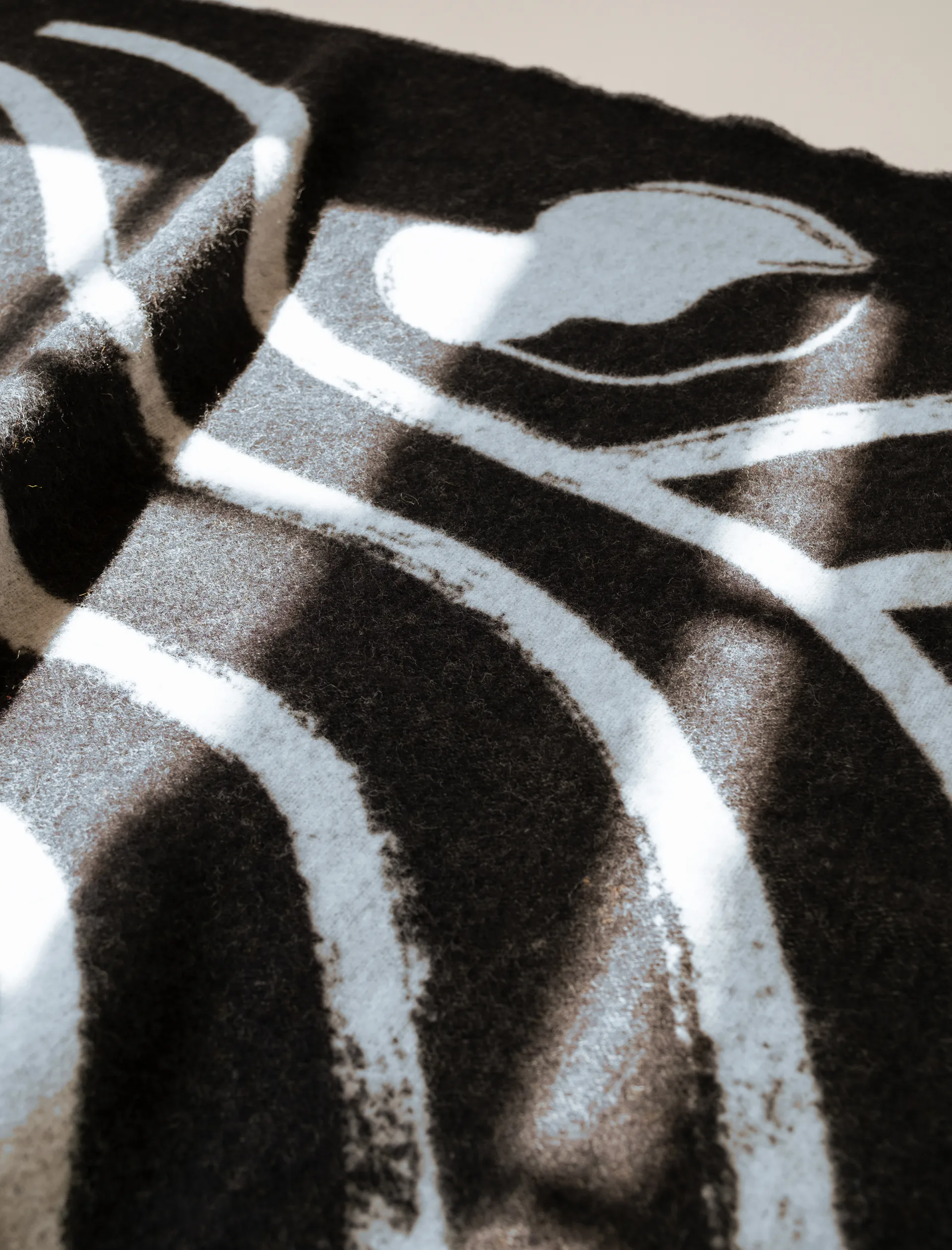 Sofia Lind manta de lã 130x190 cm, Dove grey Fine Little Day