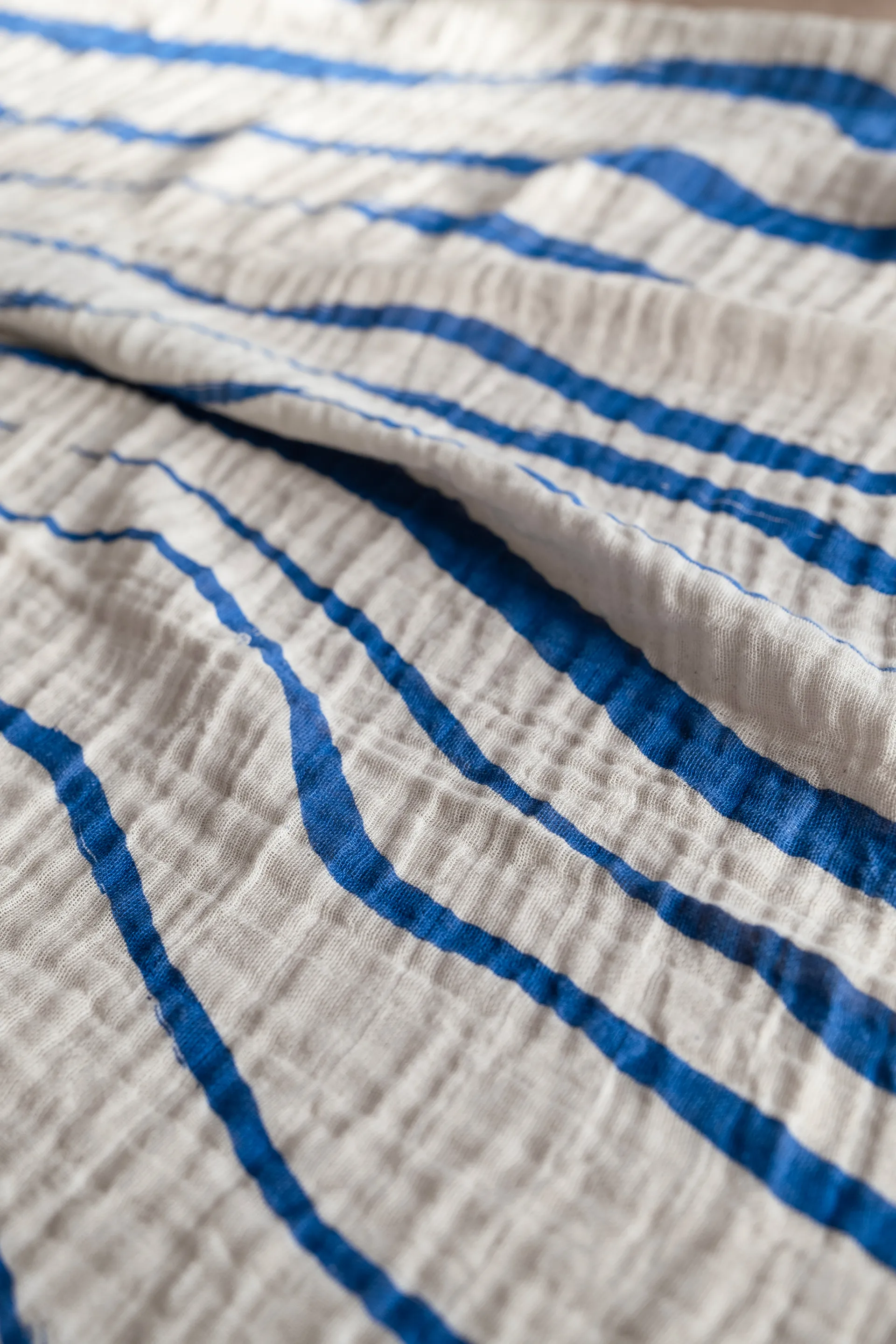 Våg muslin manta 120x120 cm, Azul Fine Little Day