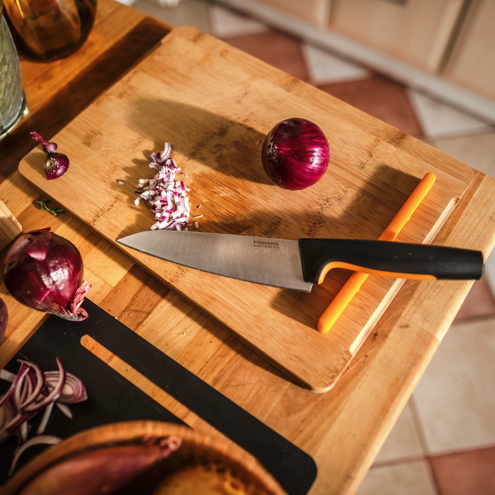 Faca de cozinha Functional Form, 16 cm Fiskars