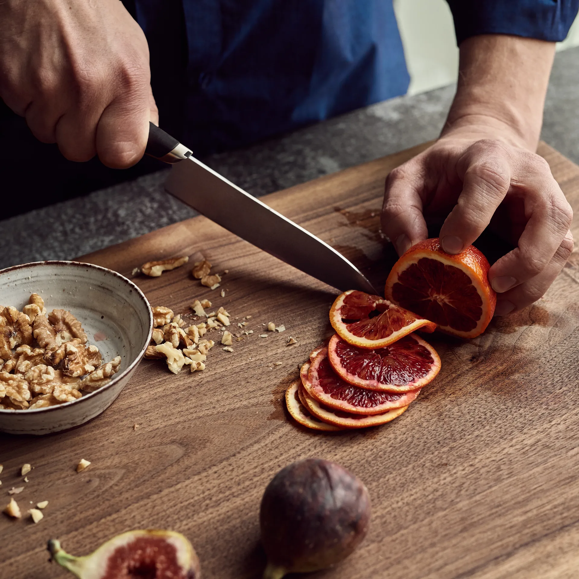 Faca de cozinha Titanium 16 cm, Preto Fiskars