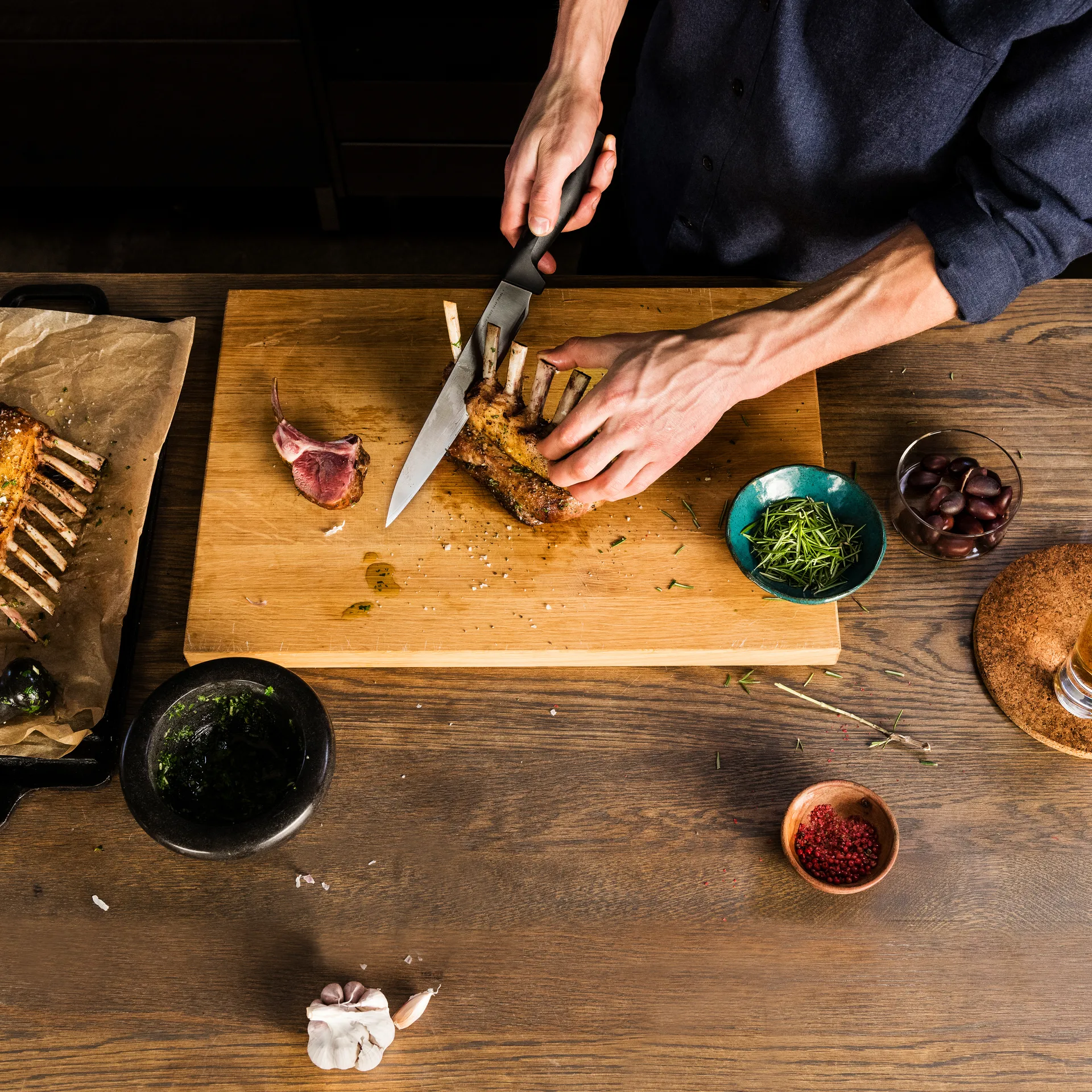 Faca de trinchar Hard Edge 22 cm, aço inoxidável Fiskars