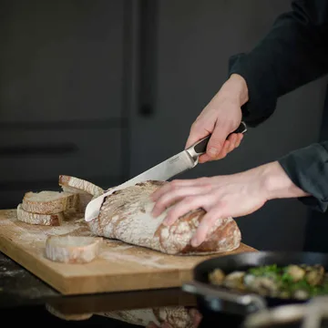 Faca para pão Royal - 23 cm - Fiskars