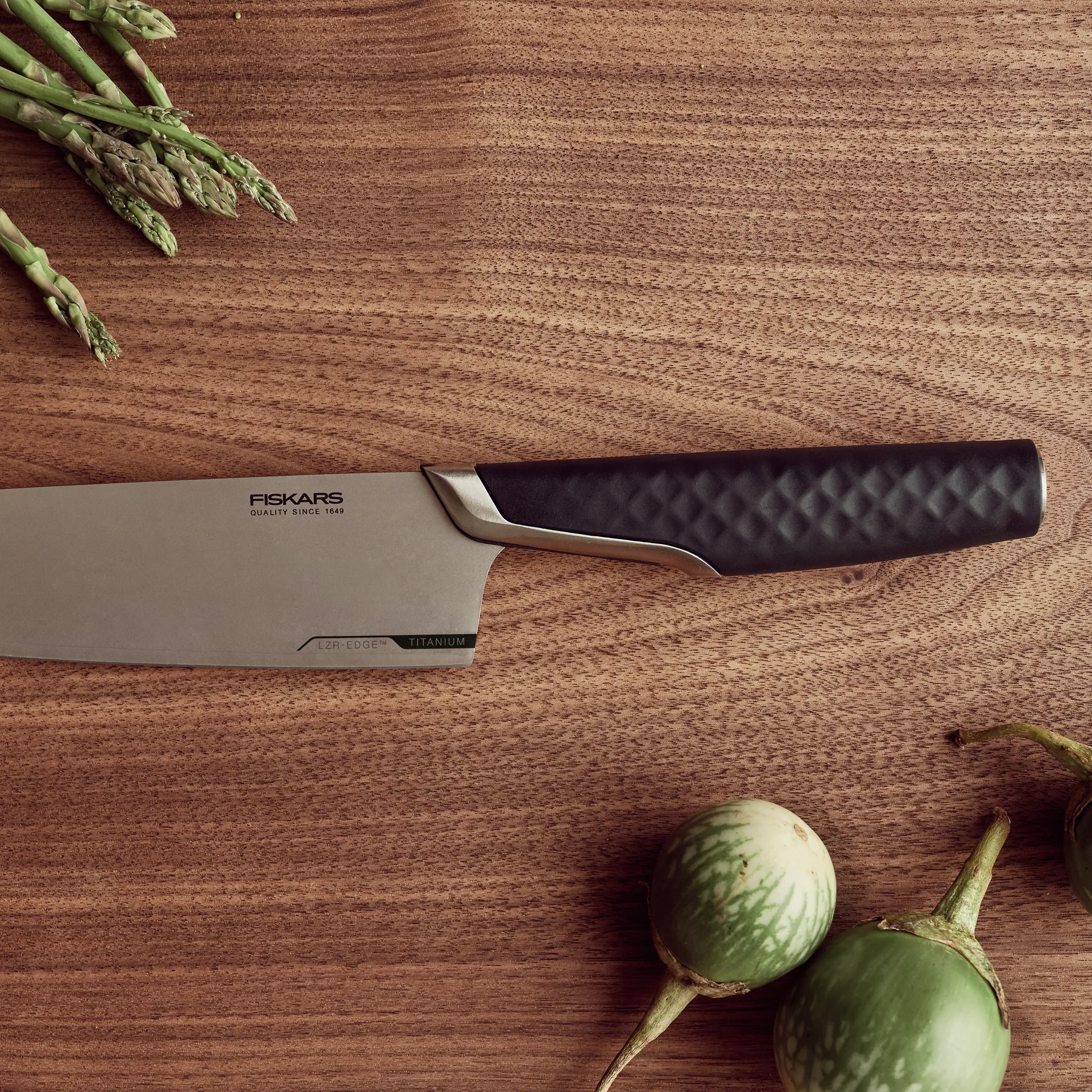 Faca Titanium 20 cm, Preto Fiskars